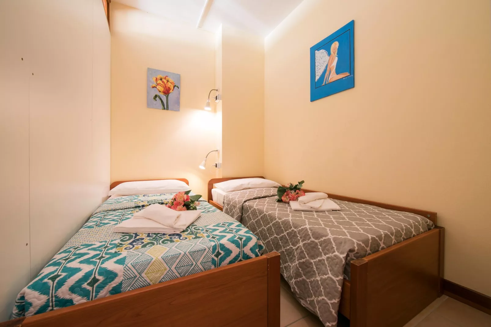 RESIDENCE PORTO LETIZIA - PALACE-2ROOM APT 6 PAX LAKE VIEW 8209 - P2LP6 - Slaapkamer