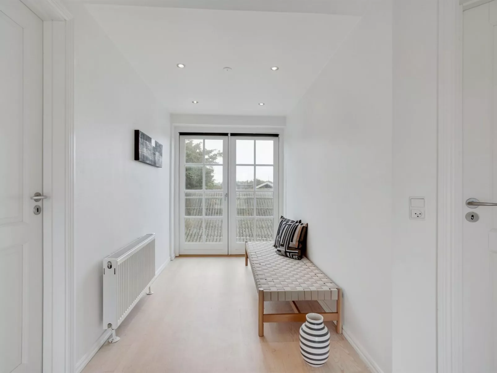 "Springimile" - 300m from the sea-Binnen