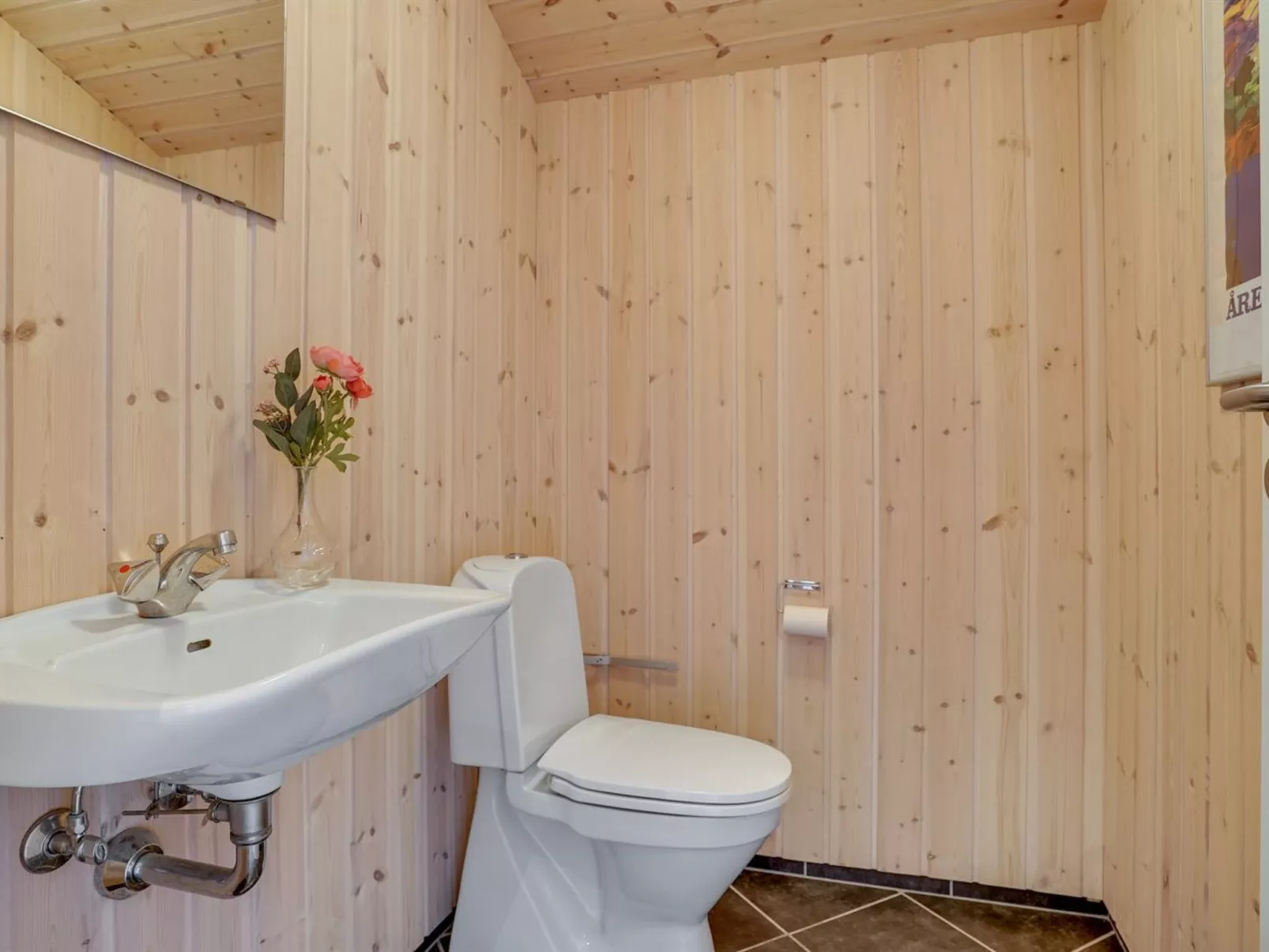 "Emelia" - 50m from the sea-Binnen