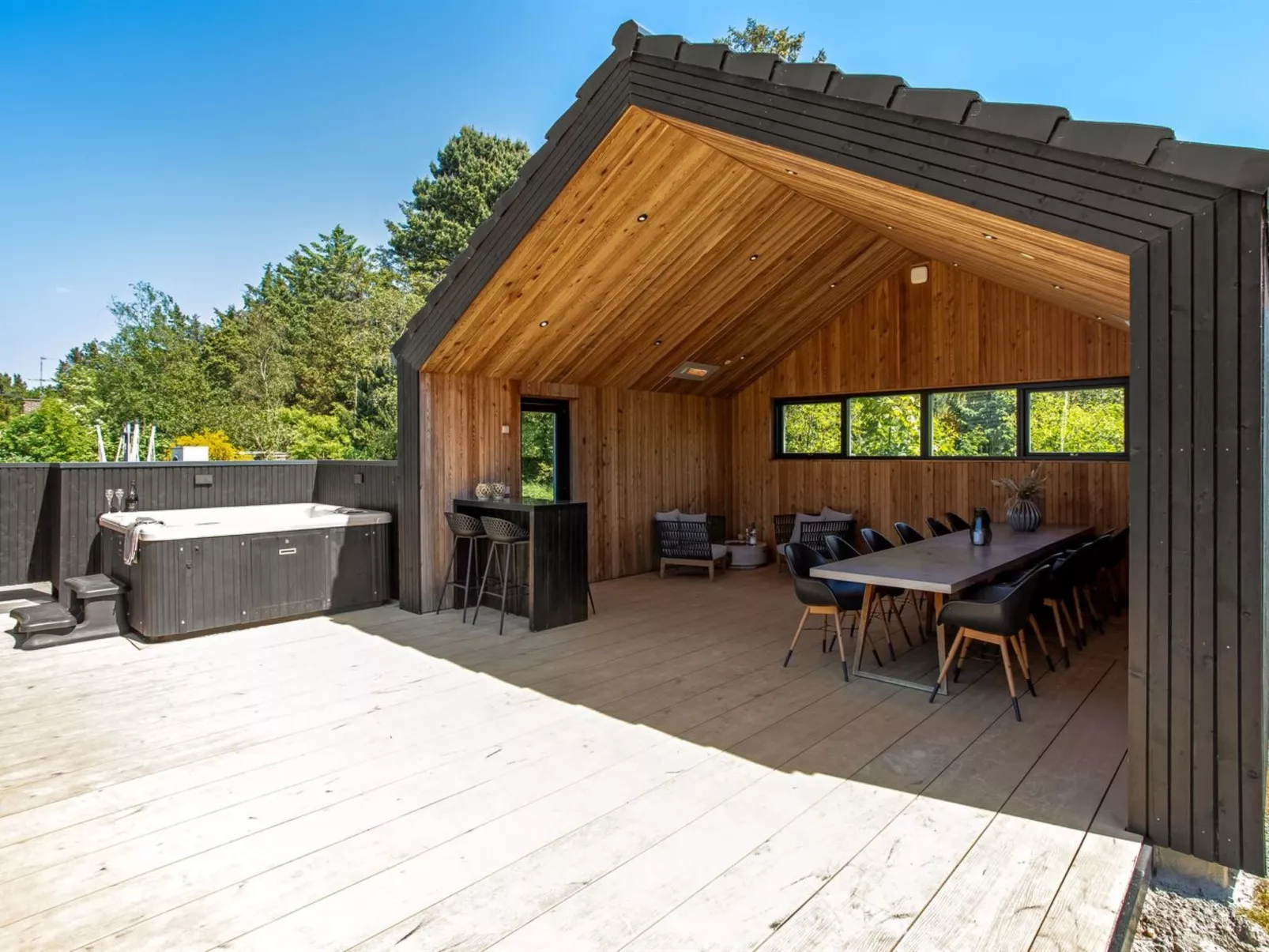 "Menja" - 1.4km from the sea - Buiten