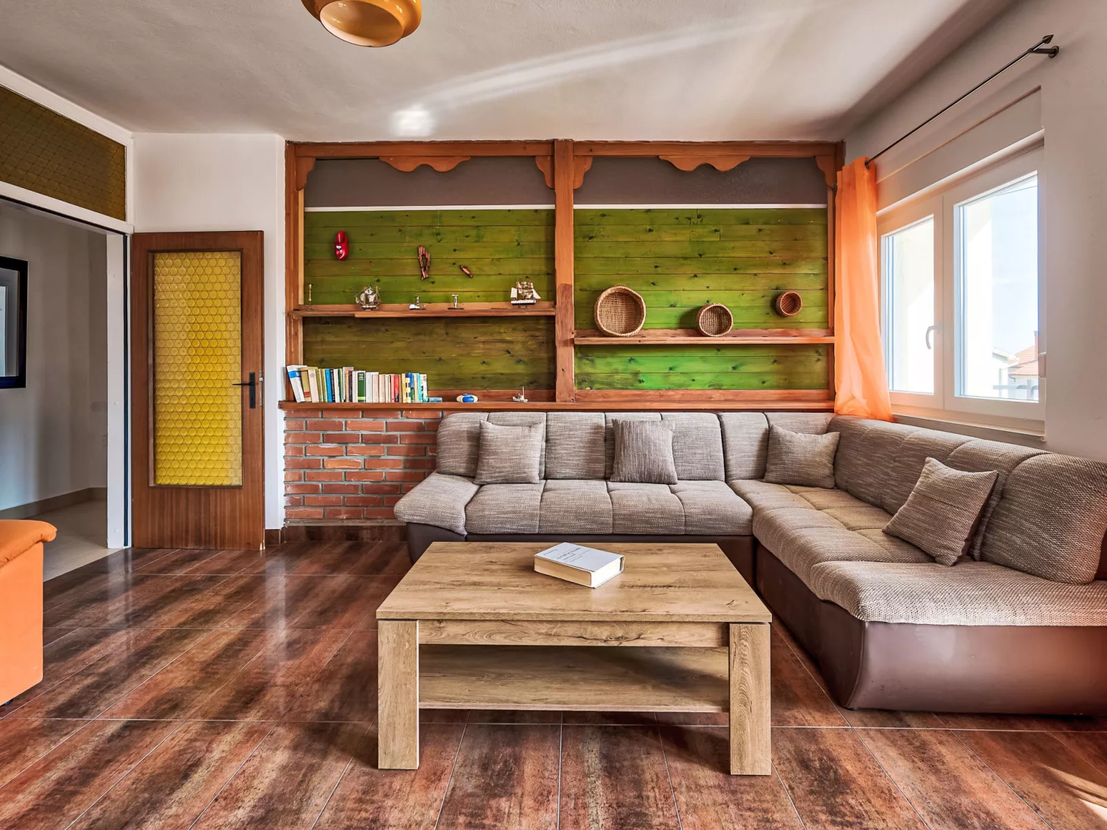 Villa mit Garten, Grill und Terrasse - Binnen