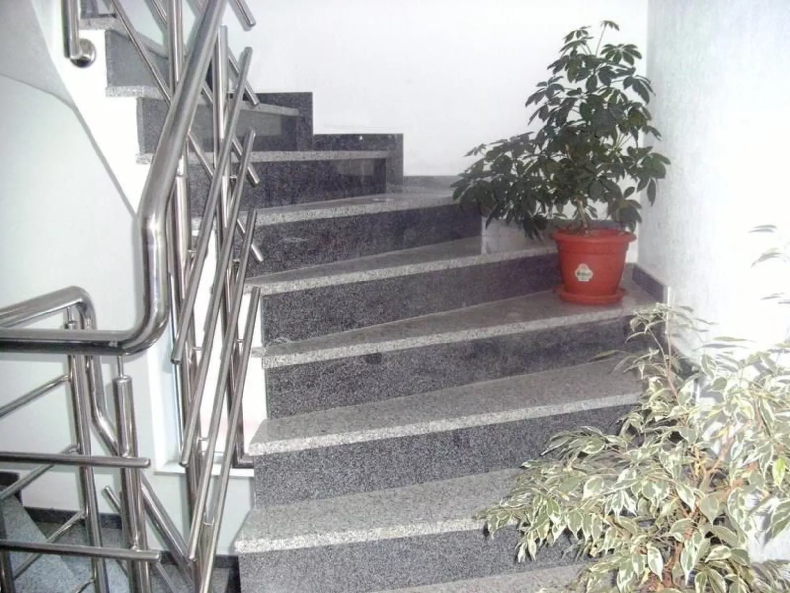 Appartement mit Blick auf das Wasser-Image-tags.info