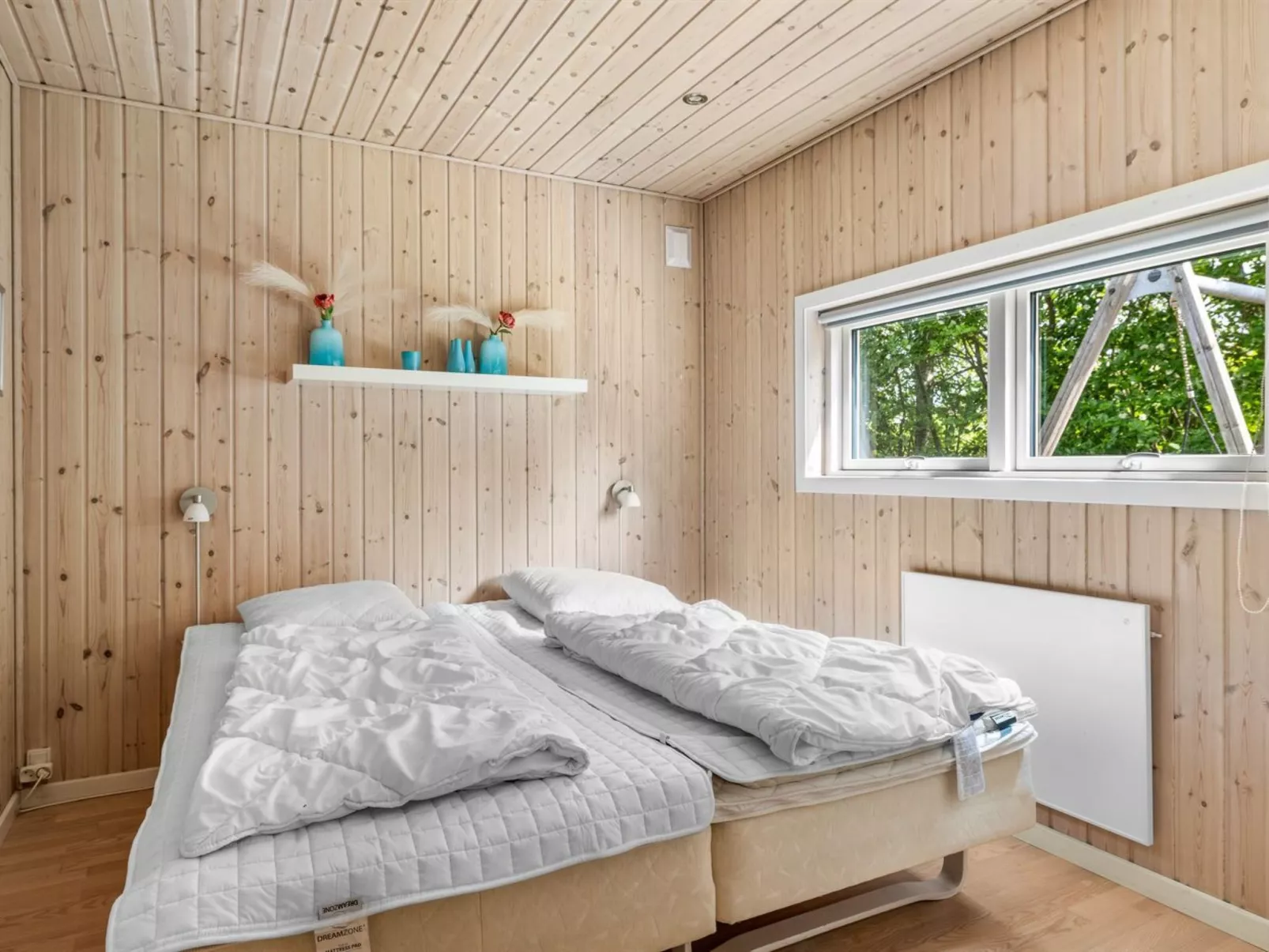 "Anouk" - 700m from the sea-Binnen