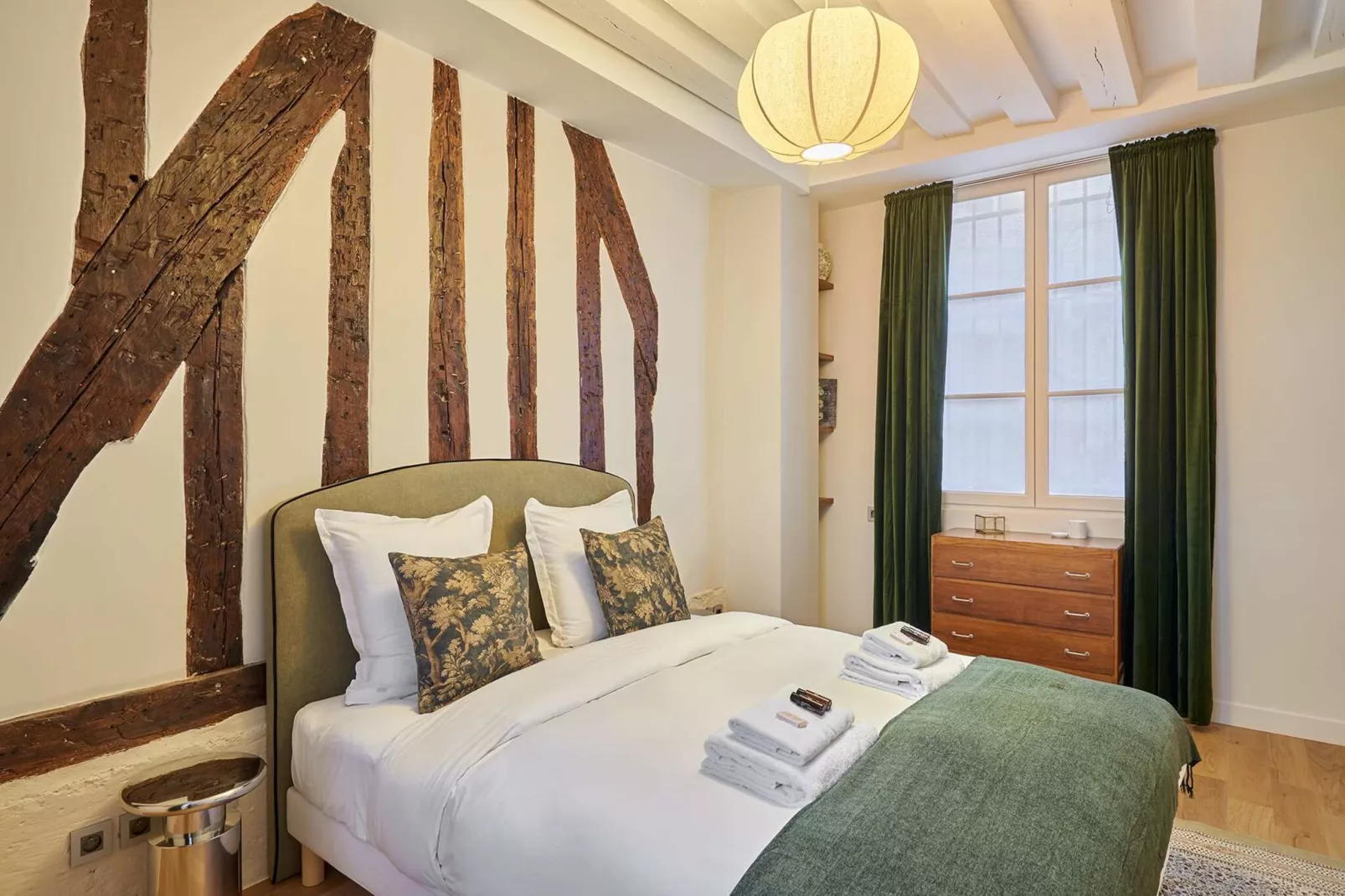 TURENNE 85 - Niet-getagd