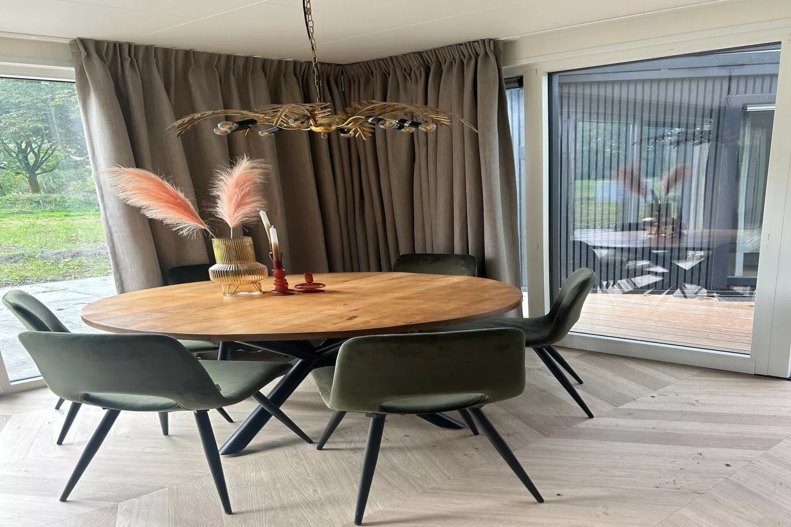 De Steppe 8 pax - 1-Eetkamer