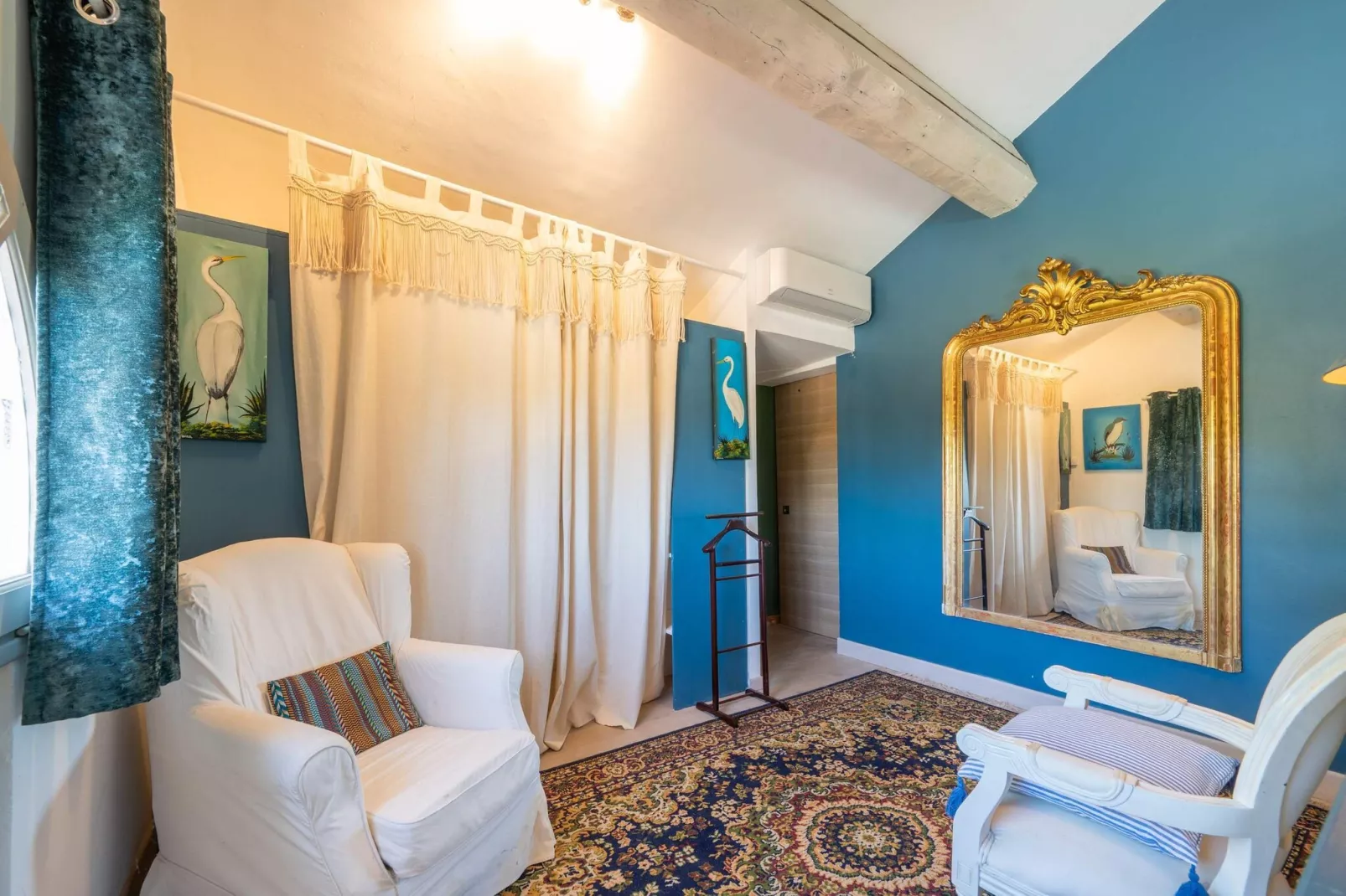 Grand Mas climatisé Arles-Woonkamer