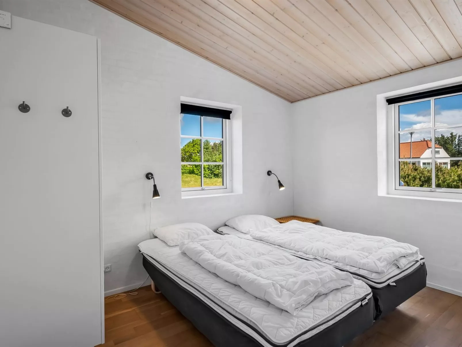 "Merit" - 3.2km from the sea - Binnen