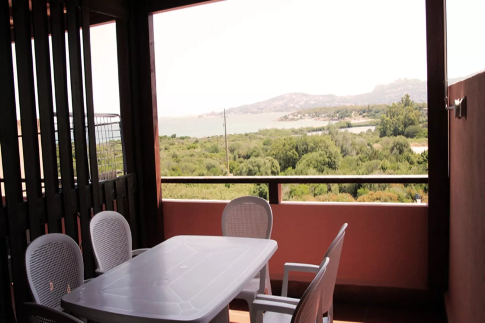 Porto Laconia Residence Appartamento B - Terrasbalkon