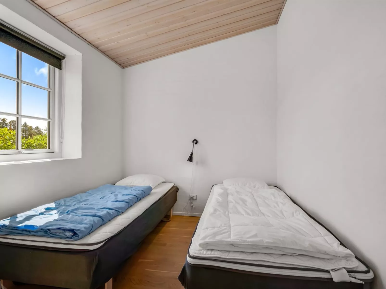 "Donco" - 3.2km from the sea - Binnen