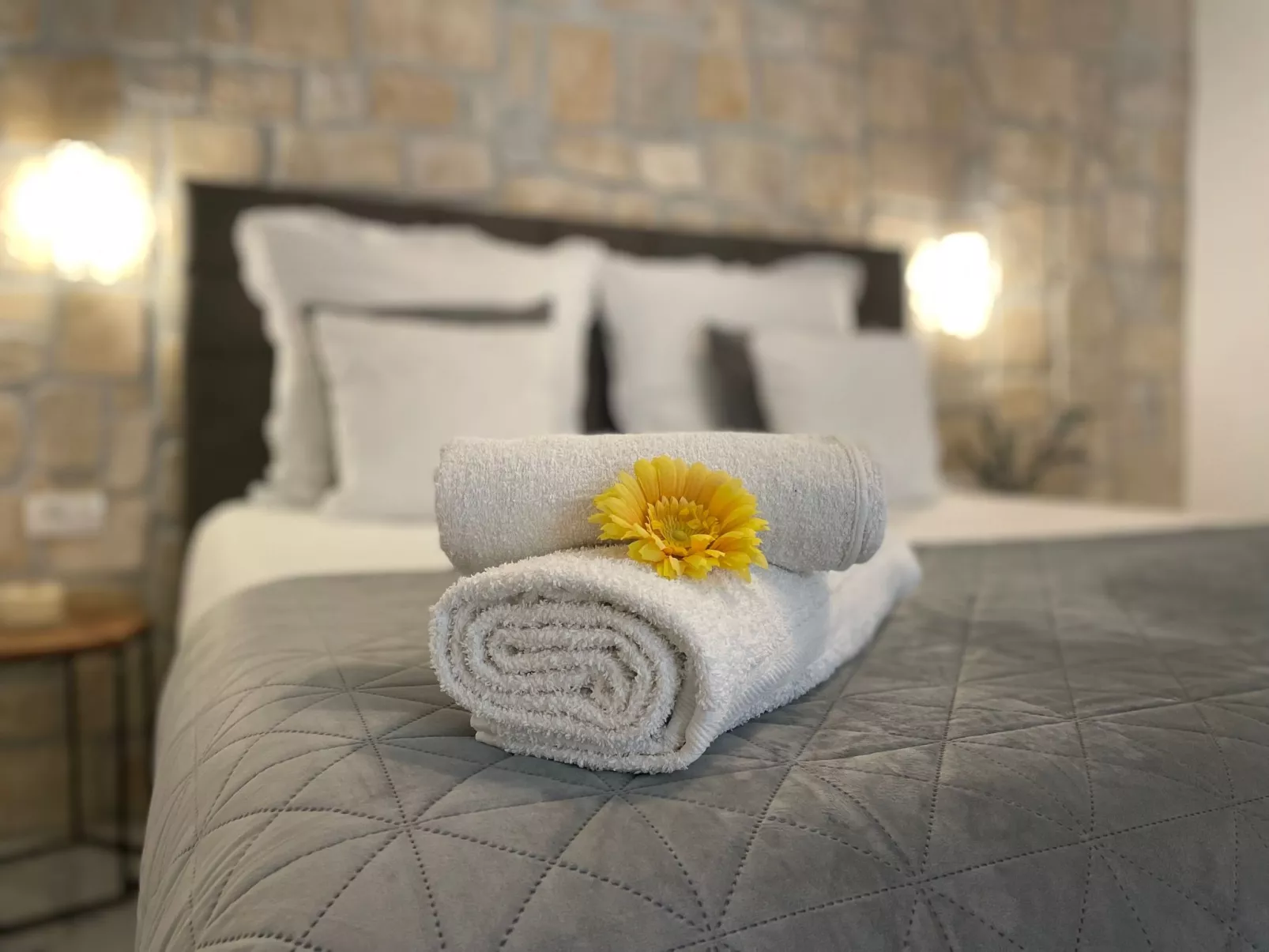 Stonehouse-Pag - Image-tags.info