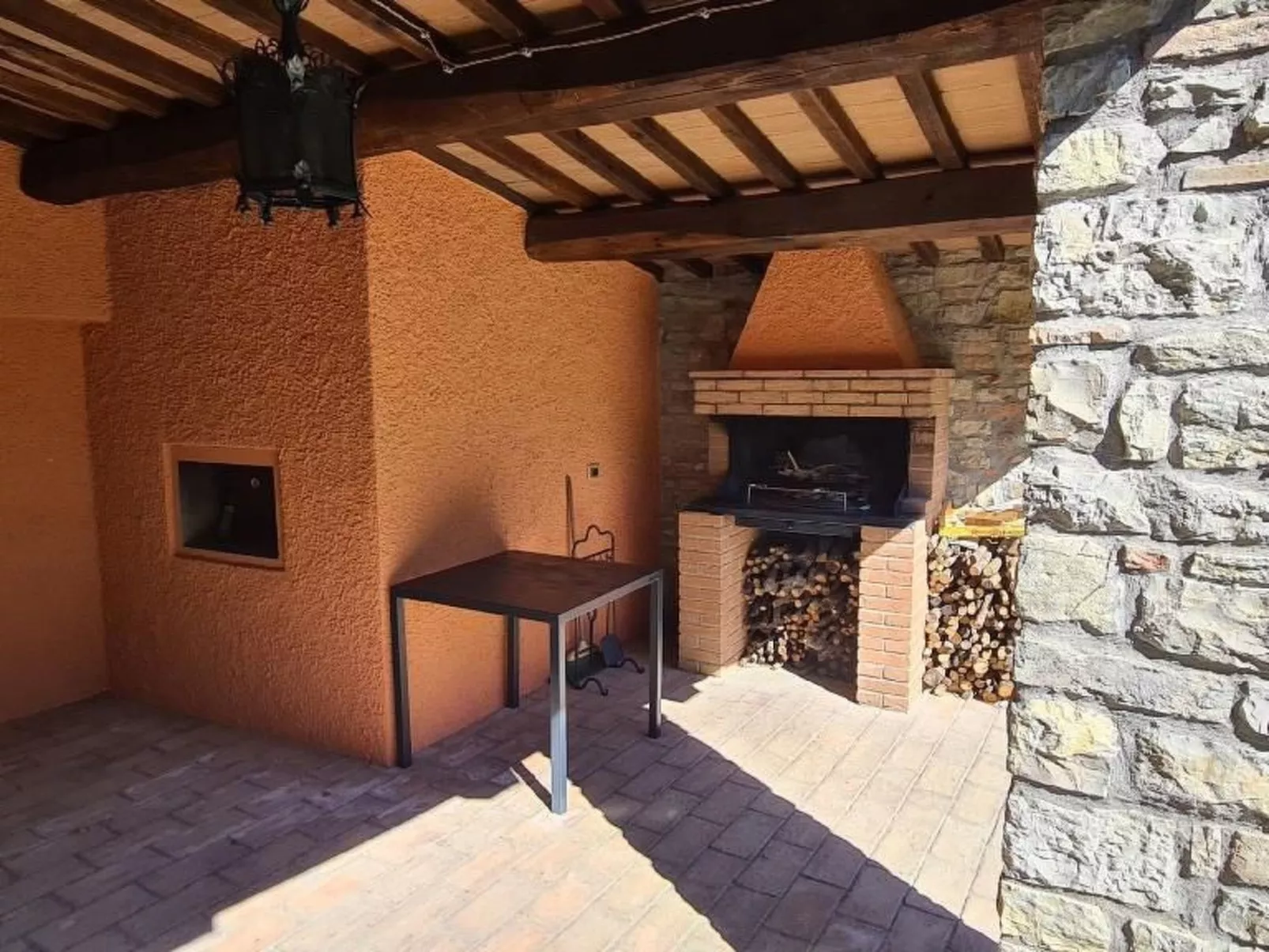 Altes Haus in Rotecastello mit großem Pool - Image-tags.info