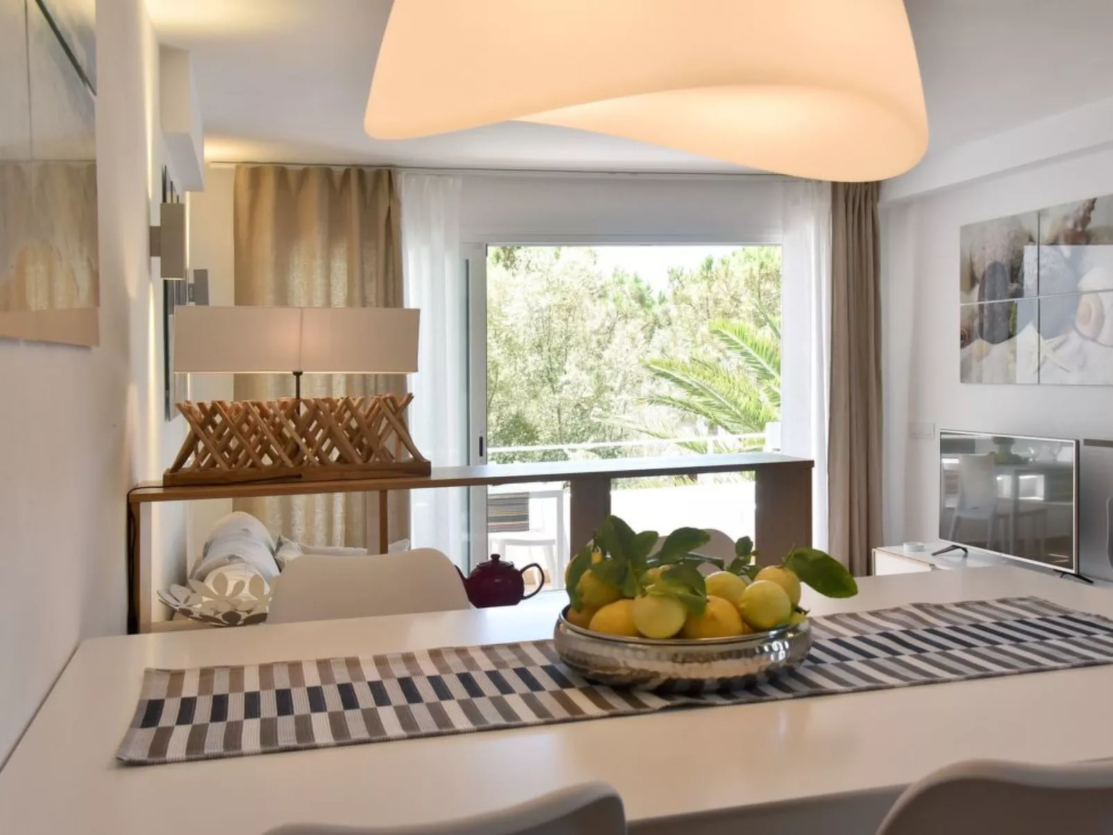 Neu renoviertes, modernes Apartment für 4 Personen, direkt an der Cala Ferrera - Binnen