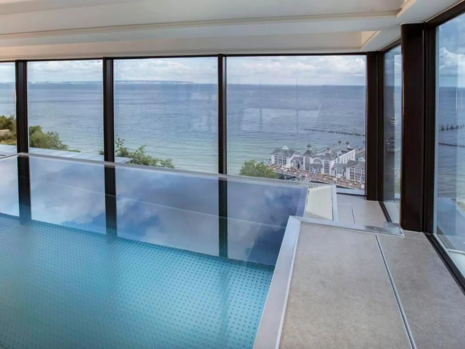 East Cloud - Image-tags.info