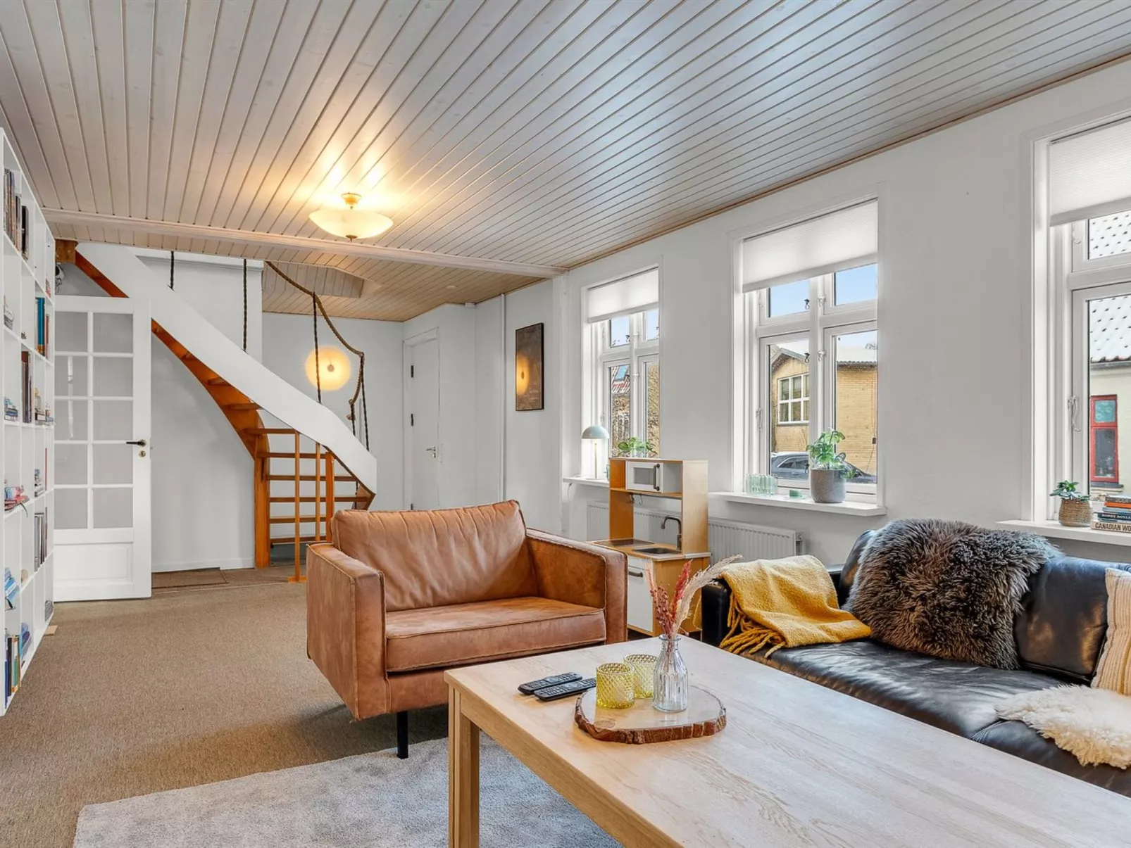 "Noreen" - 500m from the sea - Binnen