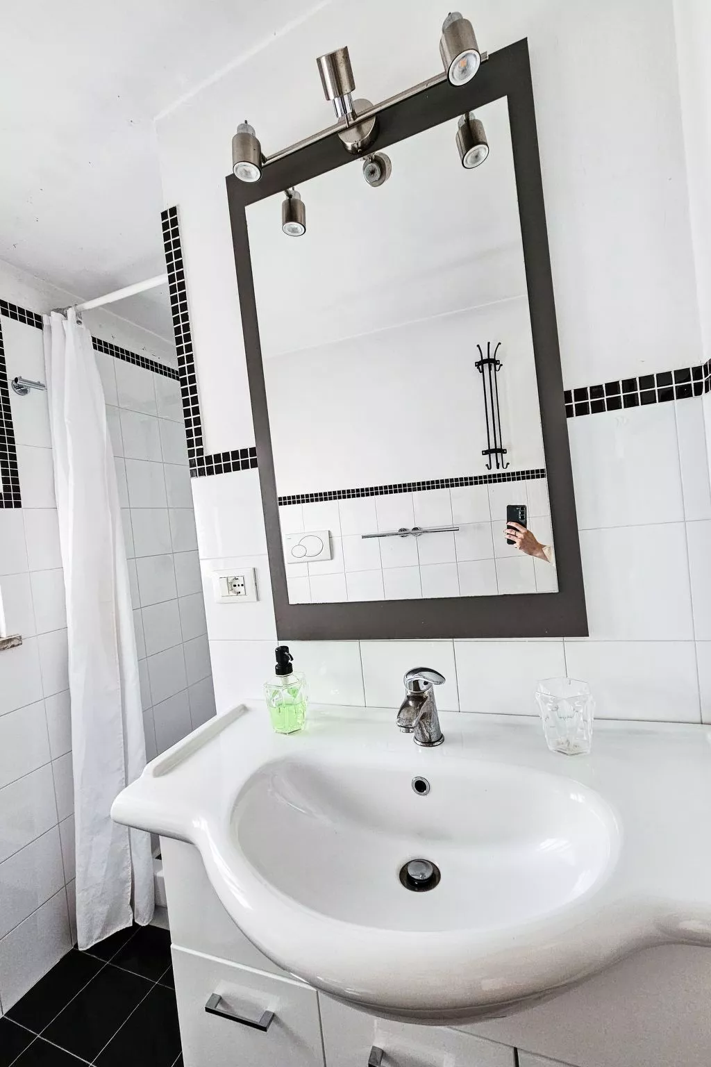 Wohnung Monserrato - Image-tags.info