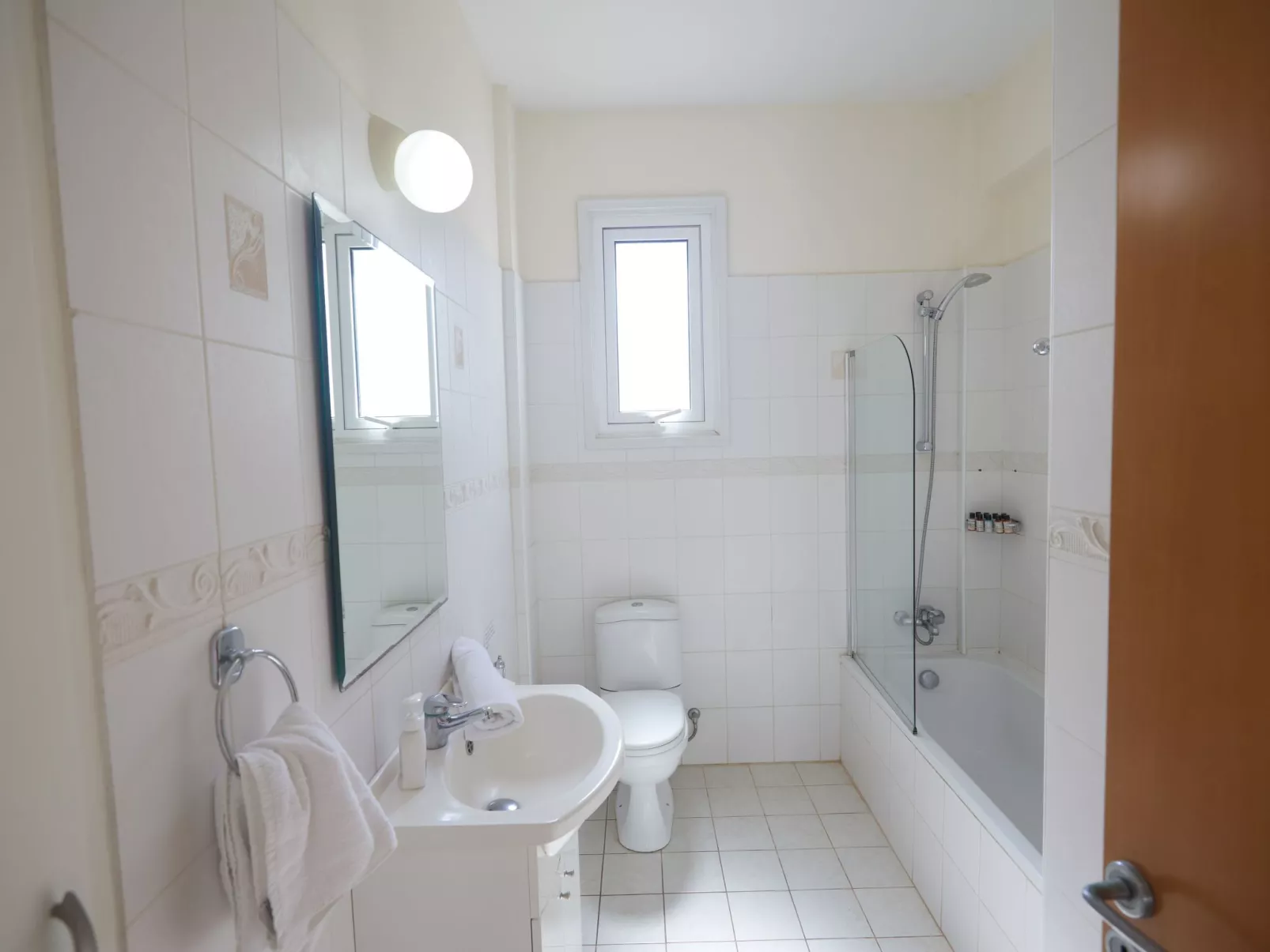 Hübsche Villa mit 3 Schlafzimmern und privatem Pool - Image-tags.info