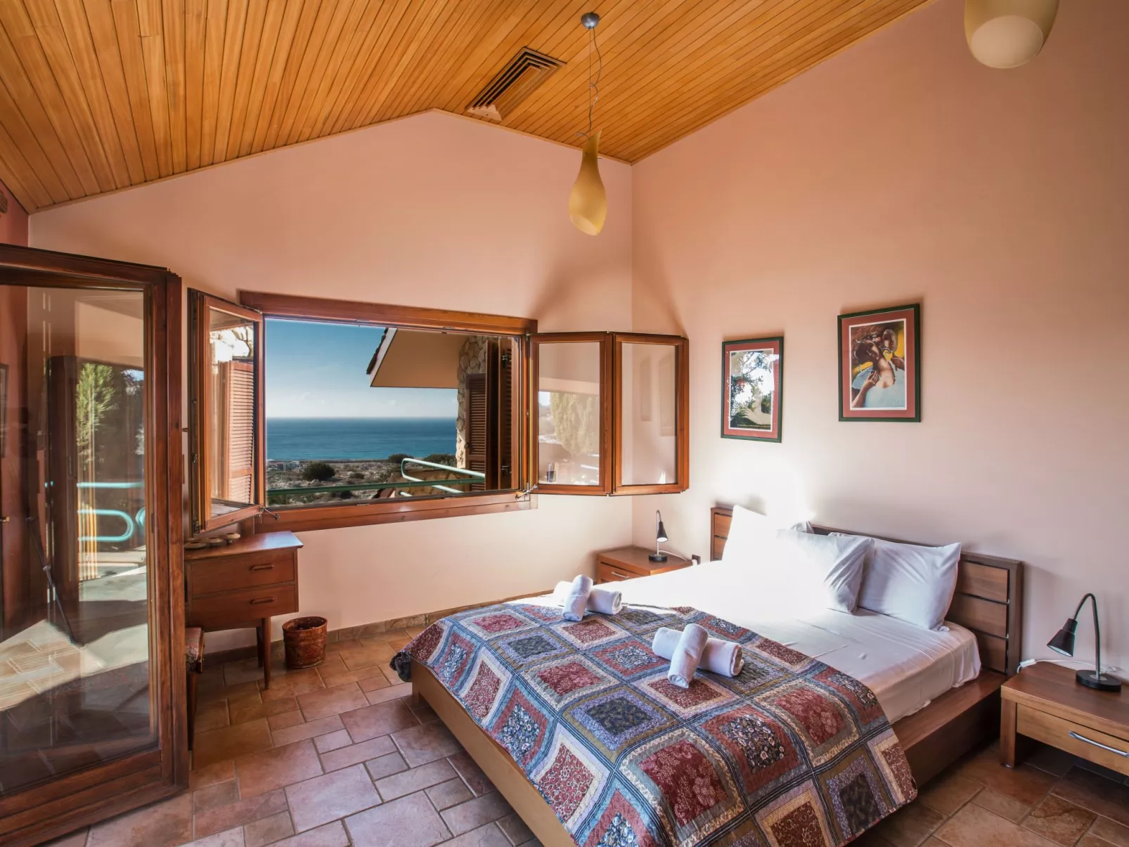 Private Villa mit Panoramablick auf das Meer - Image-tags.info