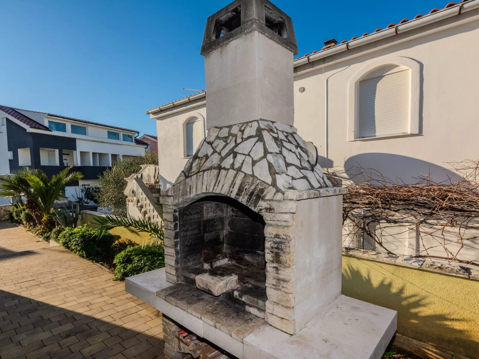 Apartment Mahnet 2 - Image-tags.info