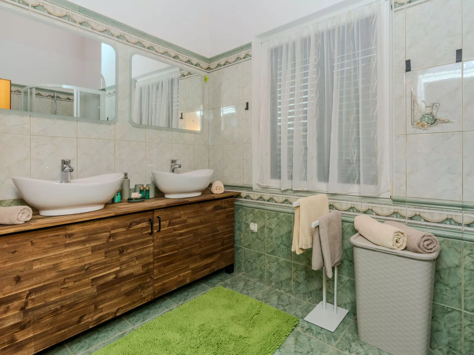 Holiday home Lucic - Image-tags.info