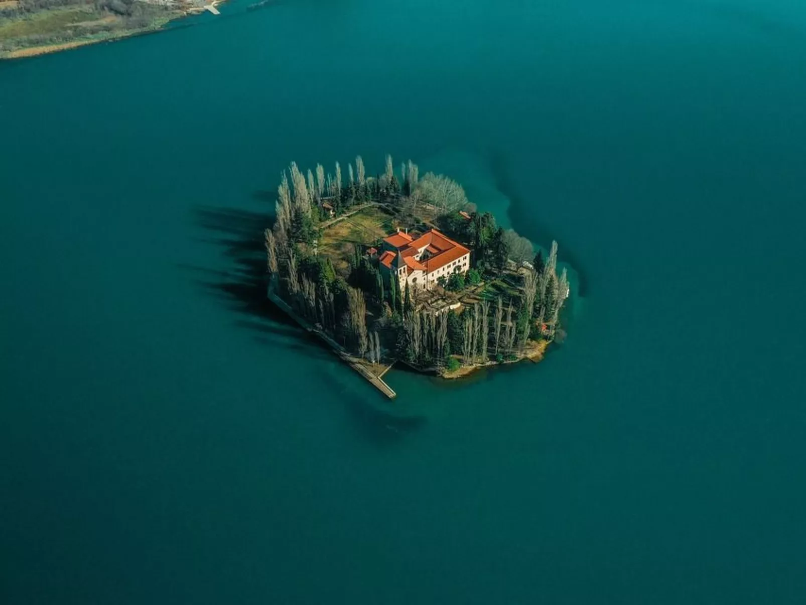 Vila Megy -  ID 2209 - Image-tags.info