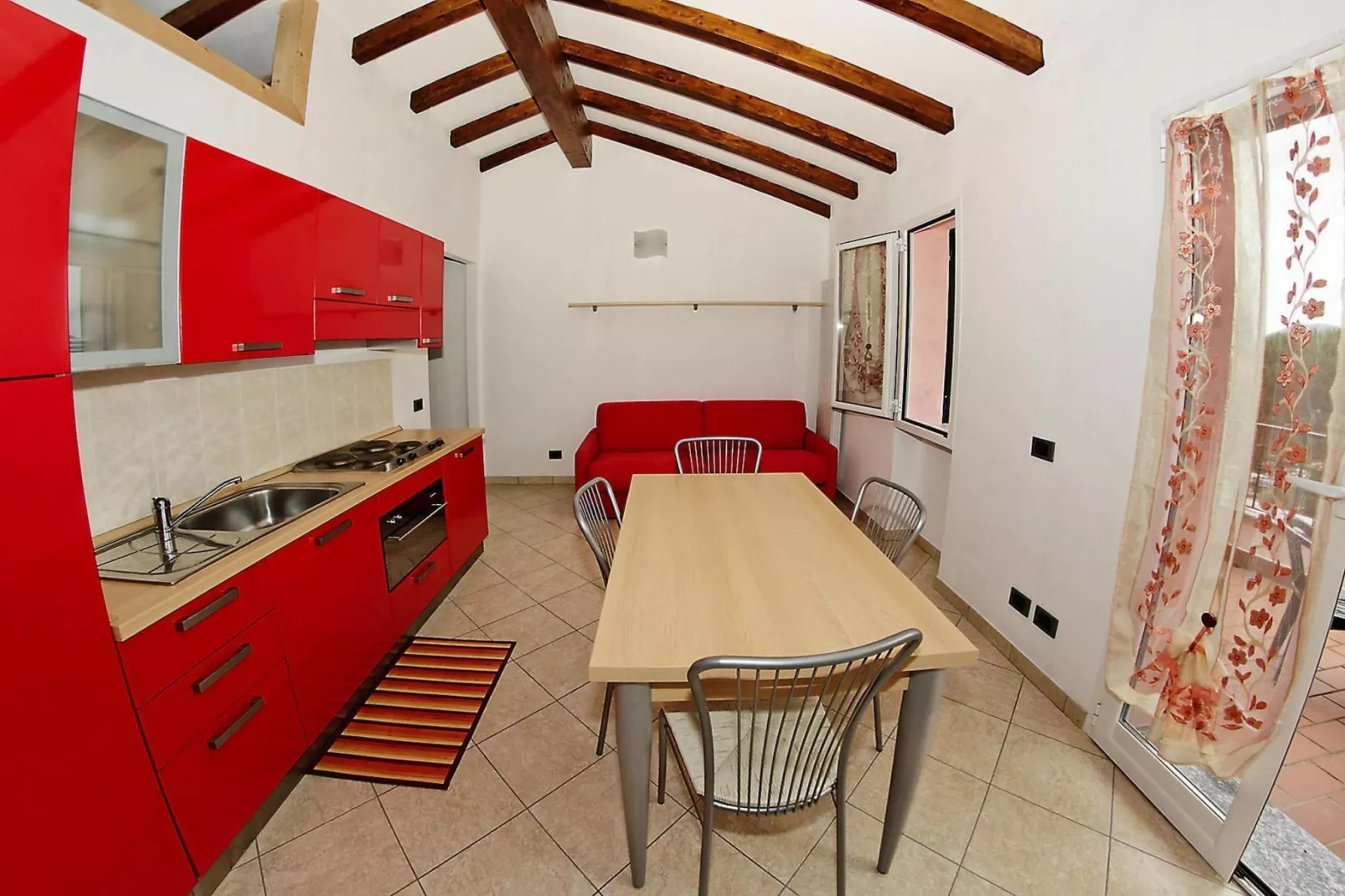 Agri-tourism Borgo Ameno Casanova Lerrone TR2 / C6-Eetkamer