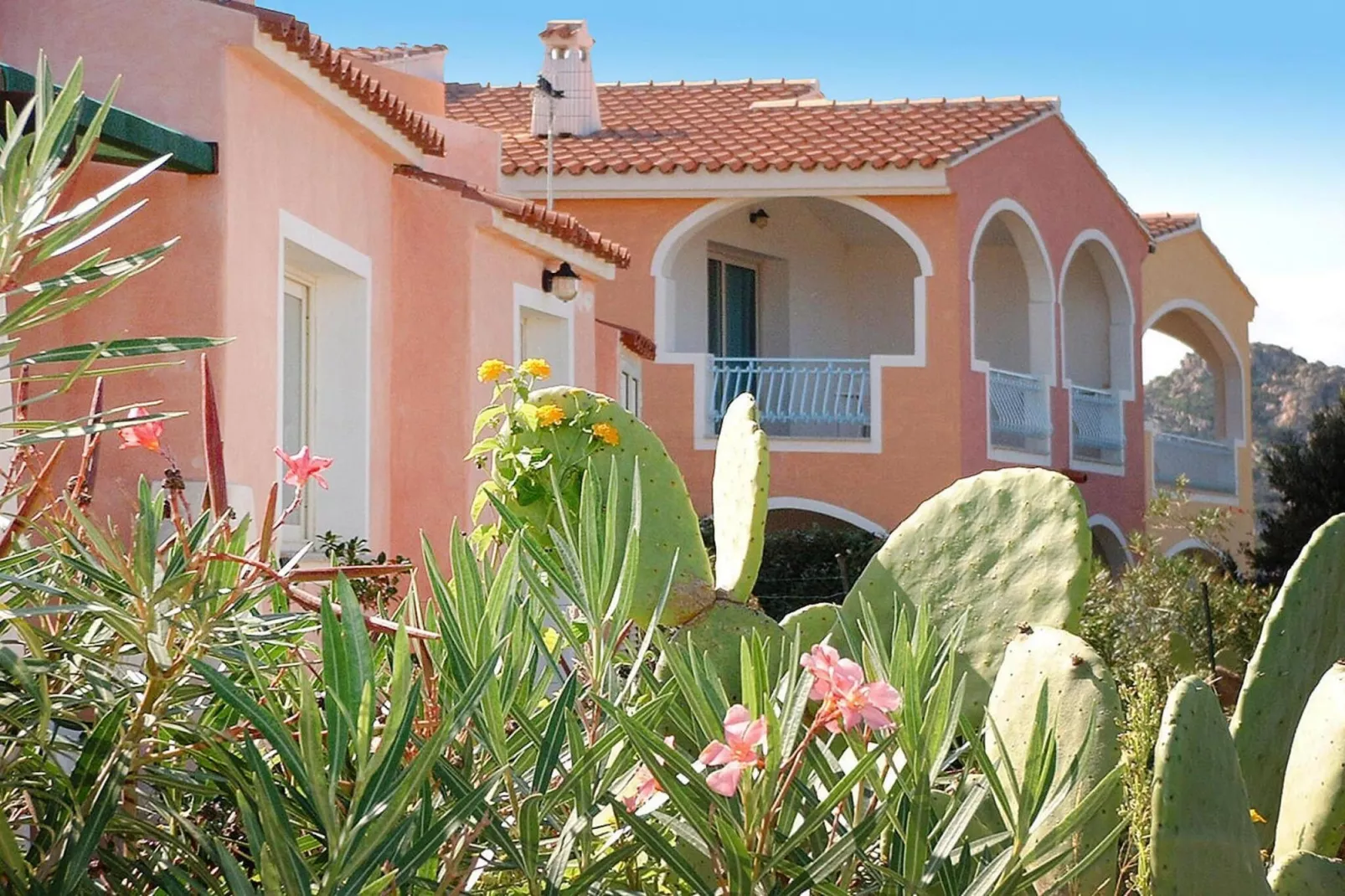 Holiday residence Lu Nibareddu, Loiri-Typ C 2-Raum- 35 qm - Terrasbalkon