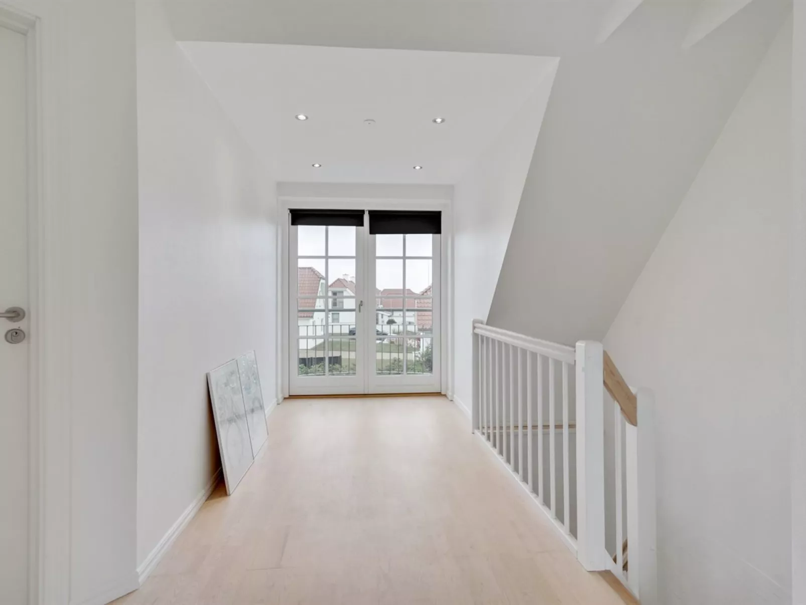 "Springimile" - 300m from the sea-Binnen