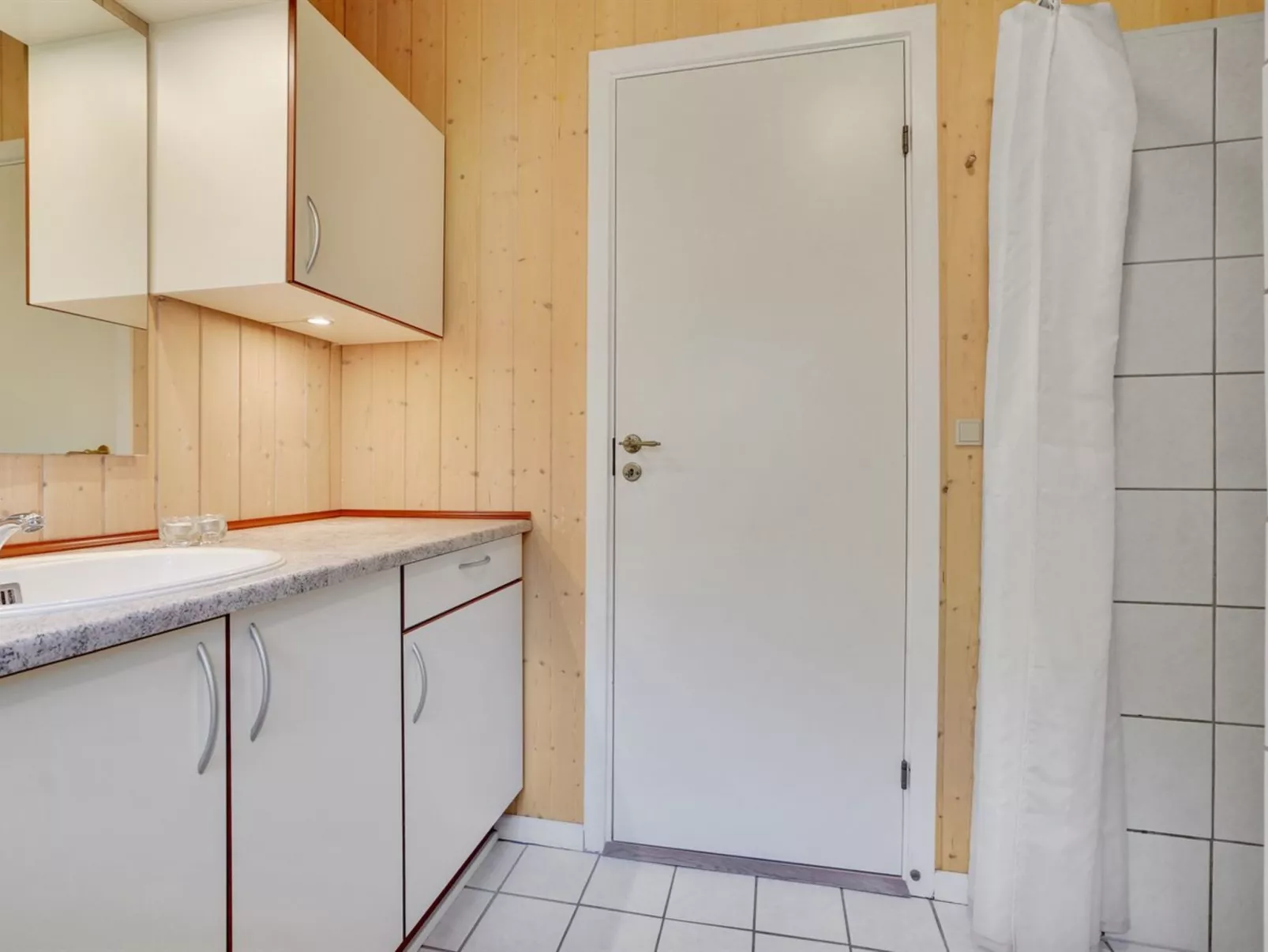 "Jussi" - 3.5km from the sea-Binnen