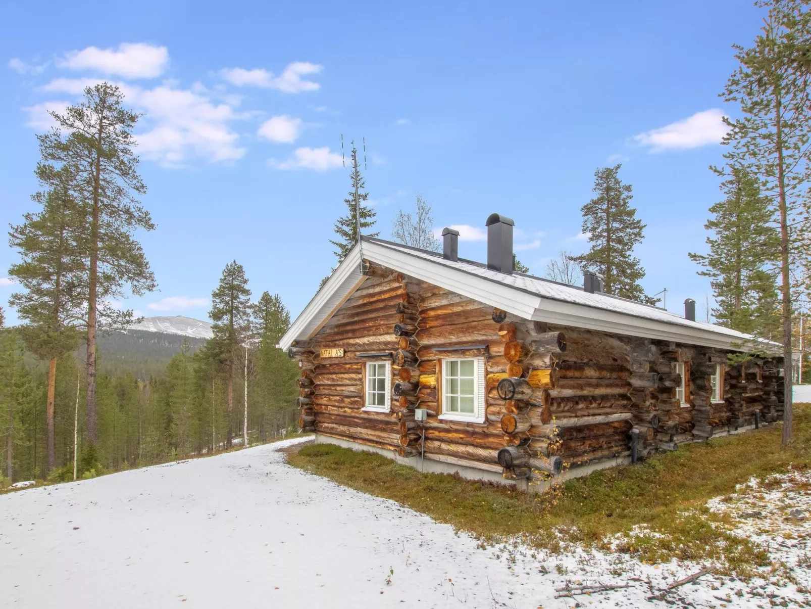 Lomaylläs d58 /palovaarankaarre 11b - Binnen