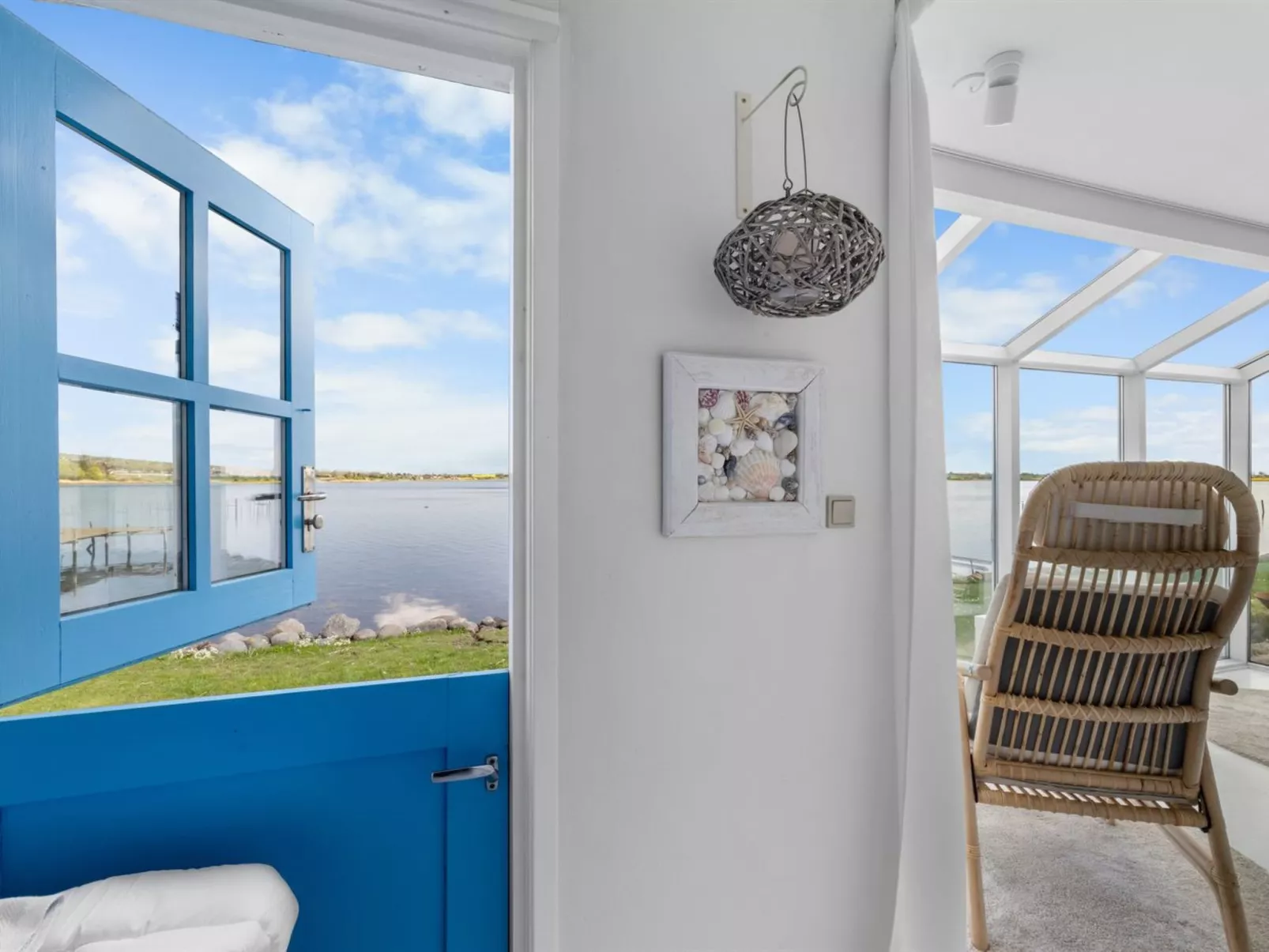 "Jorek" - 10m to the fjord - Binnen