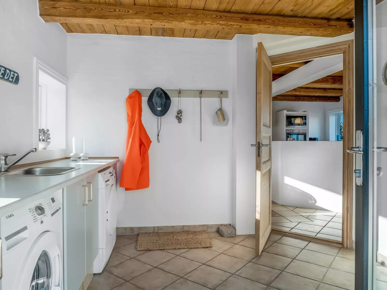 "Elida" - 400m from the sea - Binnen