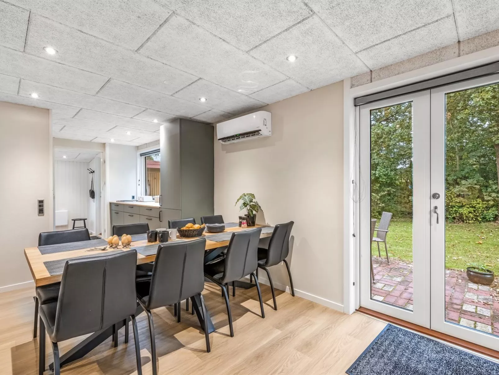 "Naia" - 300m to the fjord - Binnen