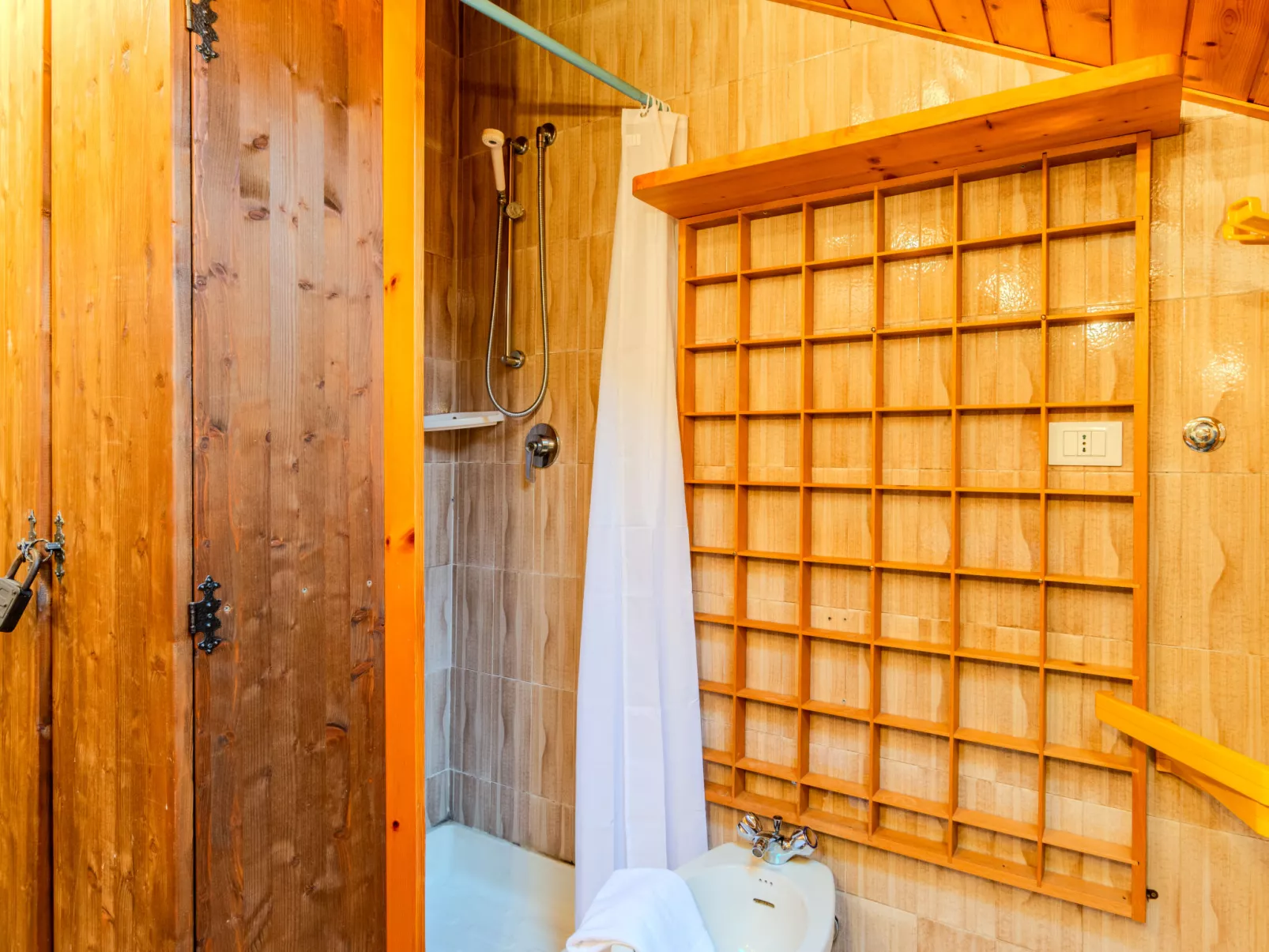 Mansarda Pineta-Binnen