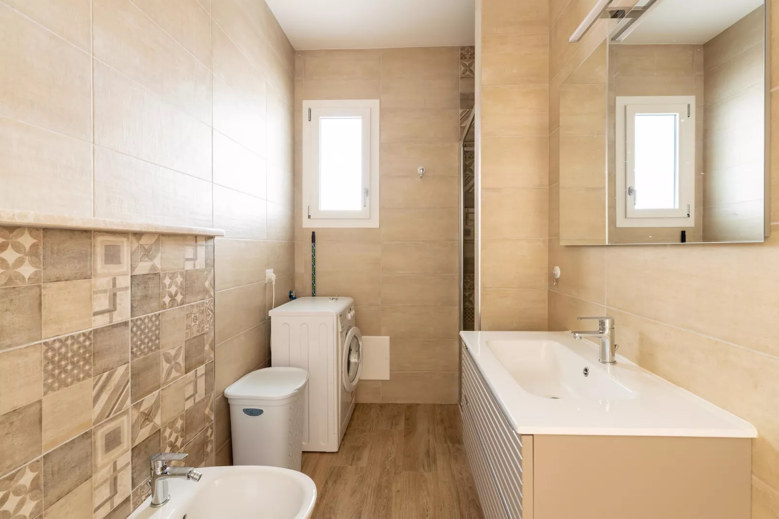 CASA GARDENIA-Badkamer