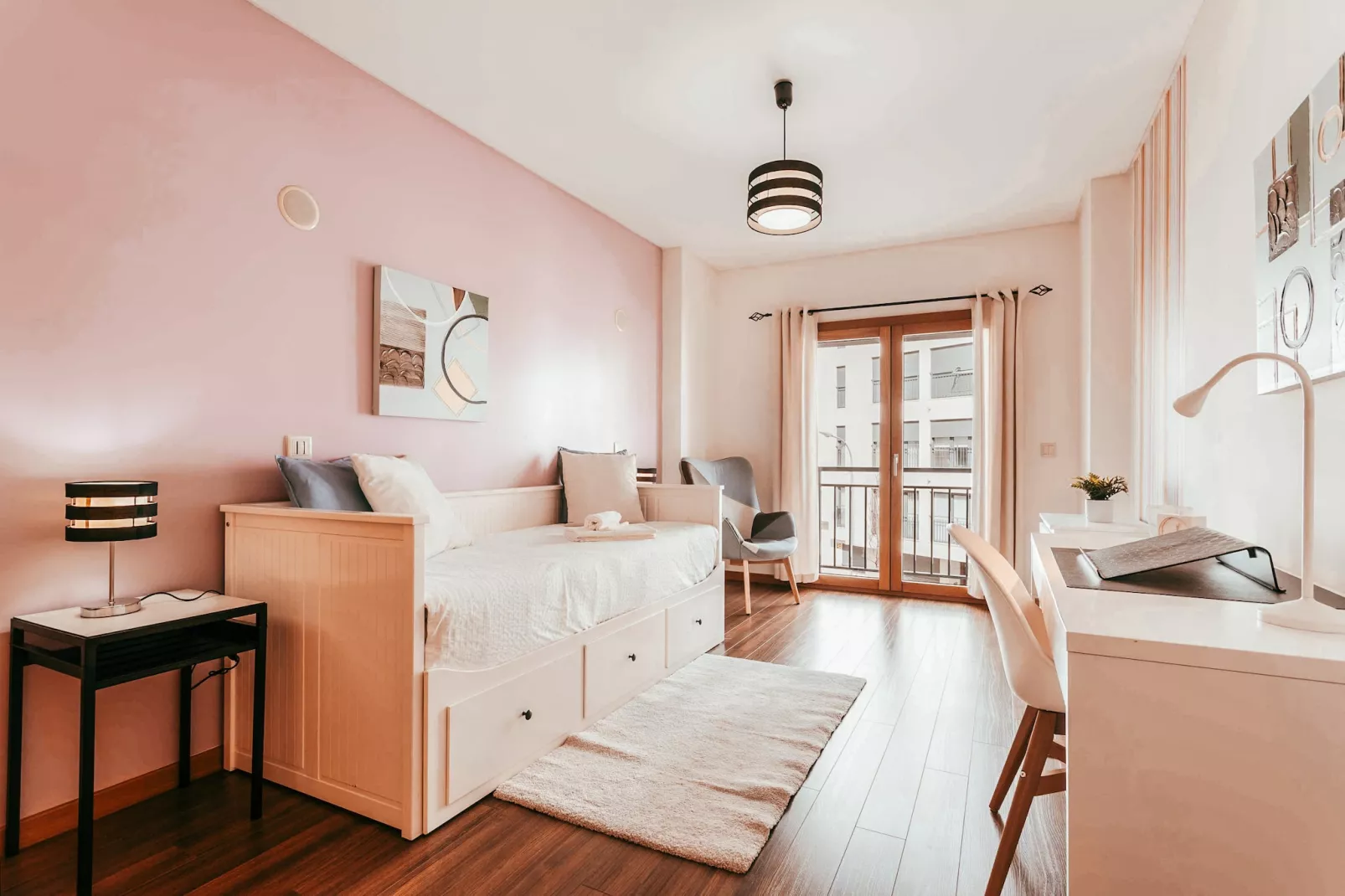 Modern & Elegant 2 bedroom in Amadora by GT House-Slaapkamer