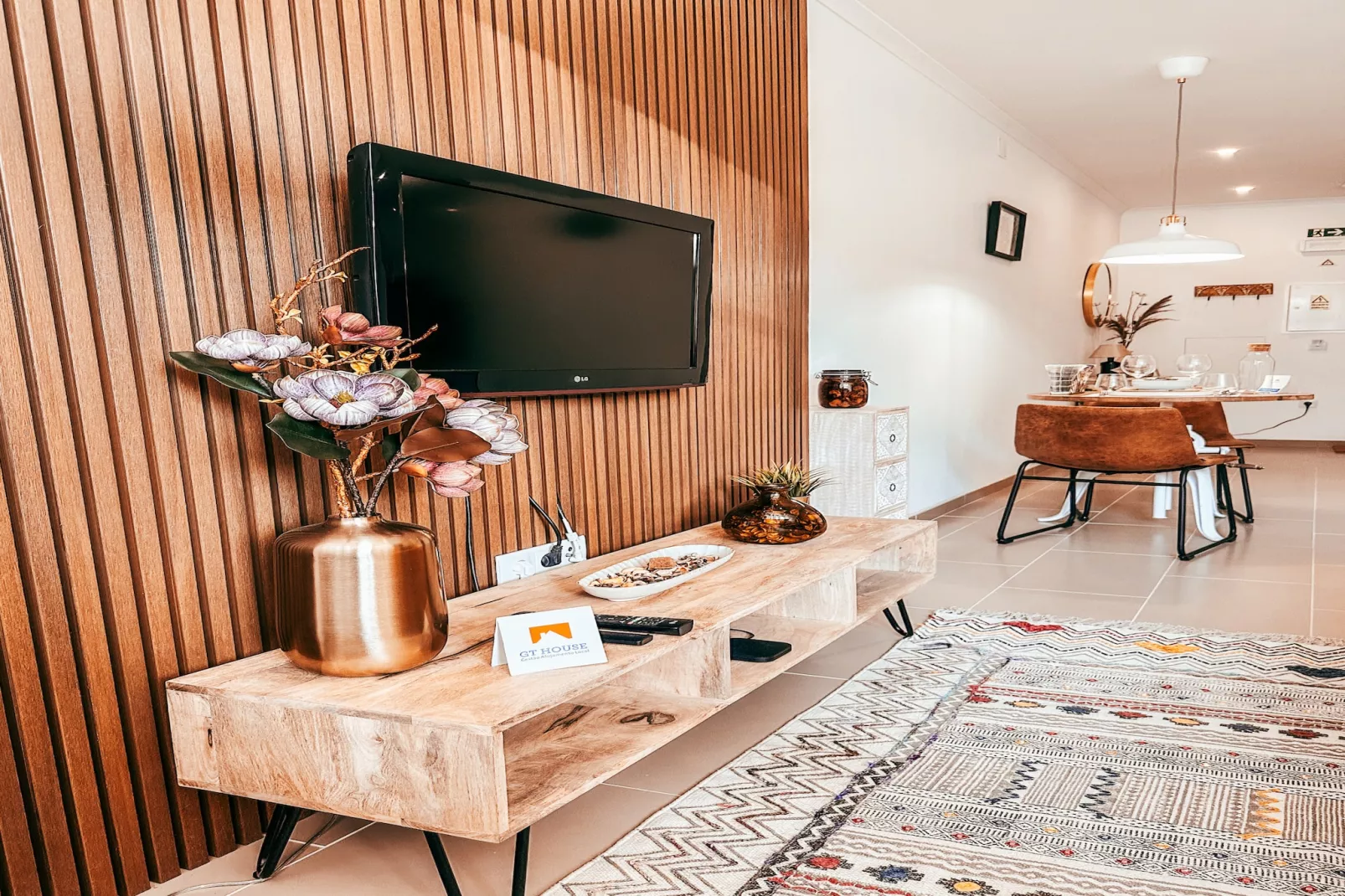 Cosy Apartment Queluz By Gt House-Woonkamer