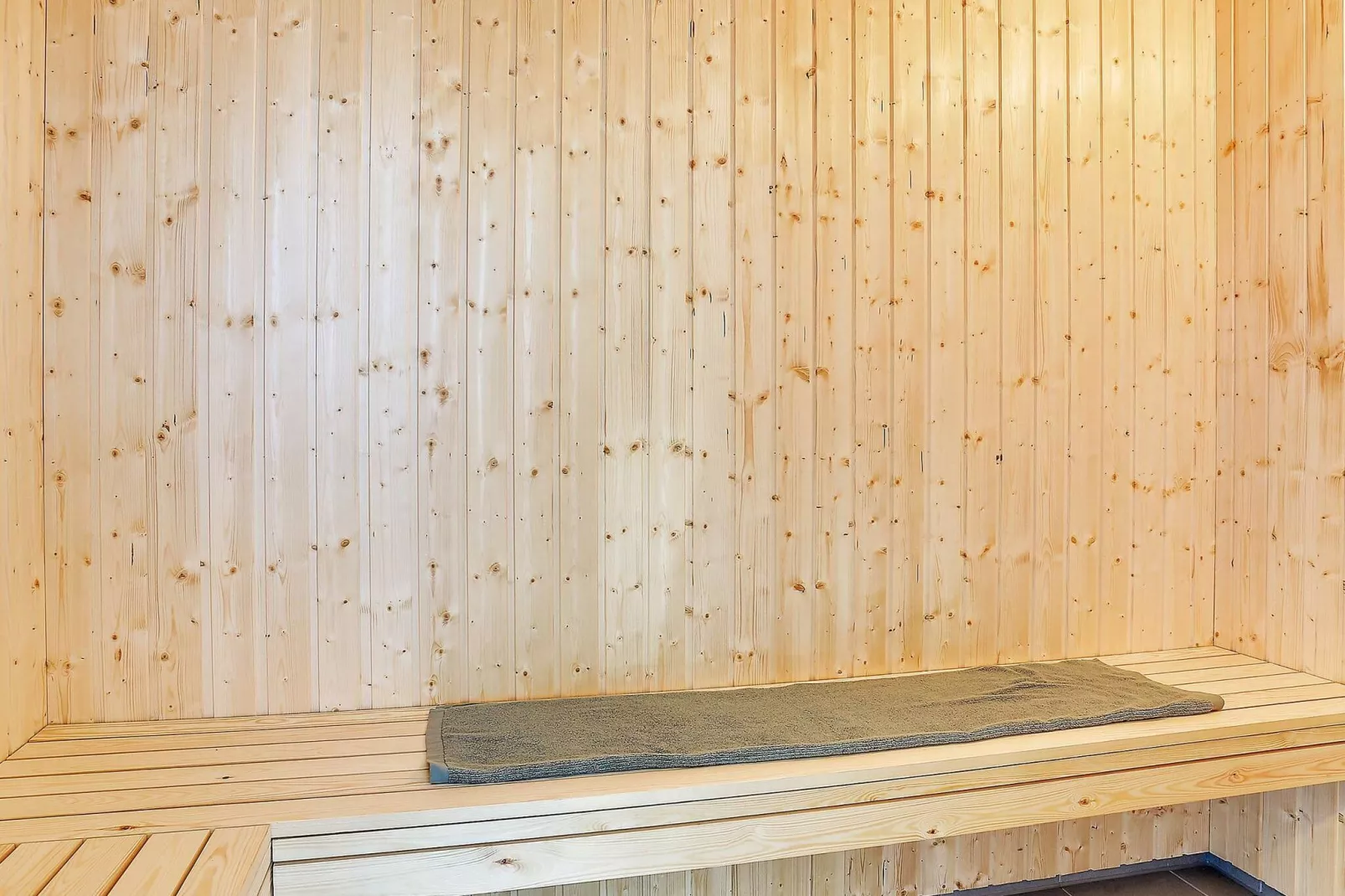 30 persoons vakantie huis in Bogense-Sauna
