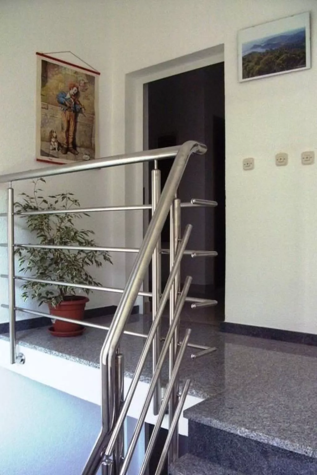 Appartement mit Blick auf das Wasser-Image-tags.info