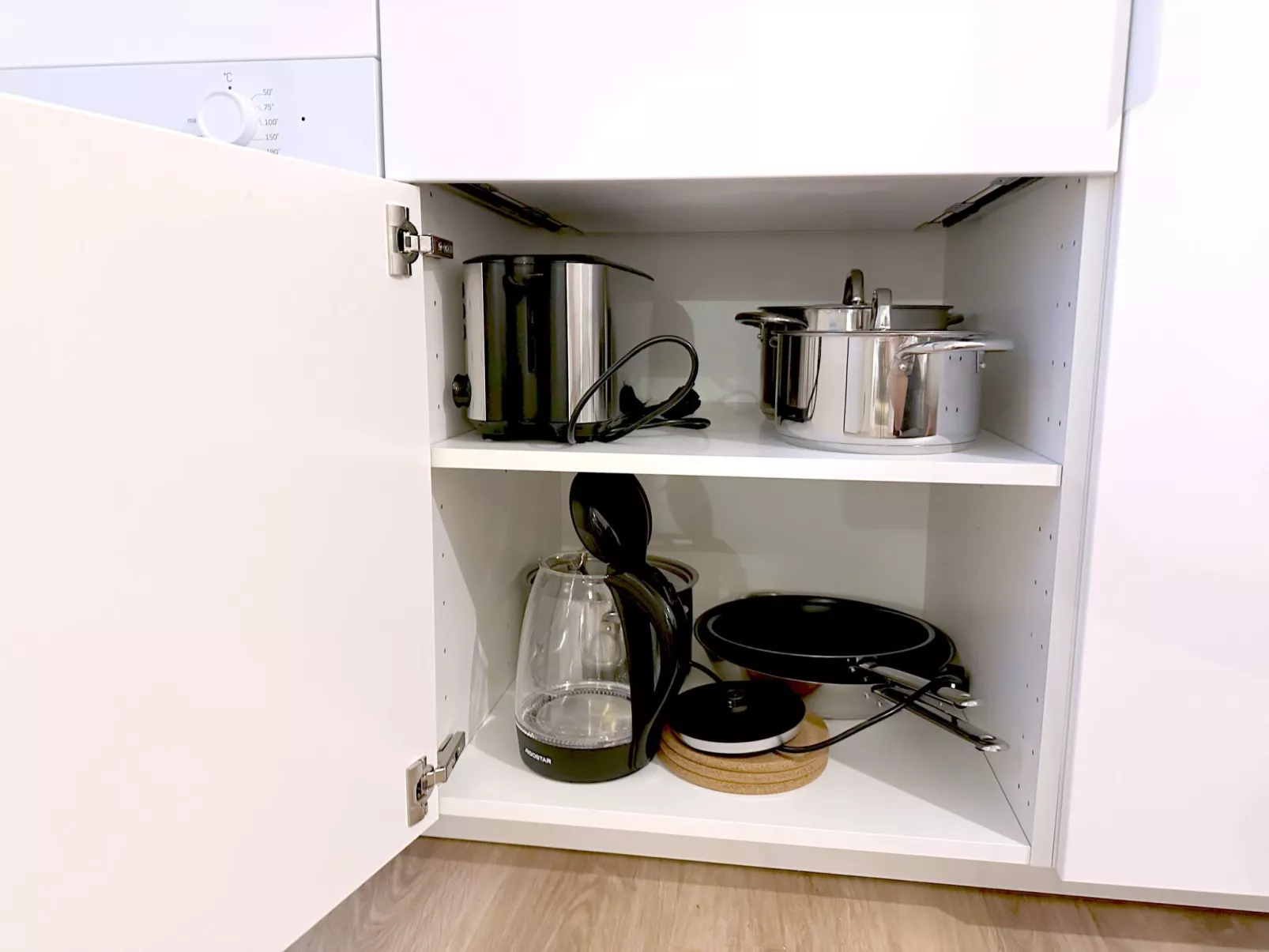 3Zi Altbau-Wohnung Holstentor in der Altstadt - Image-tags.info