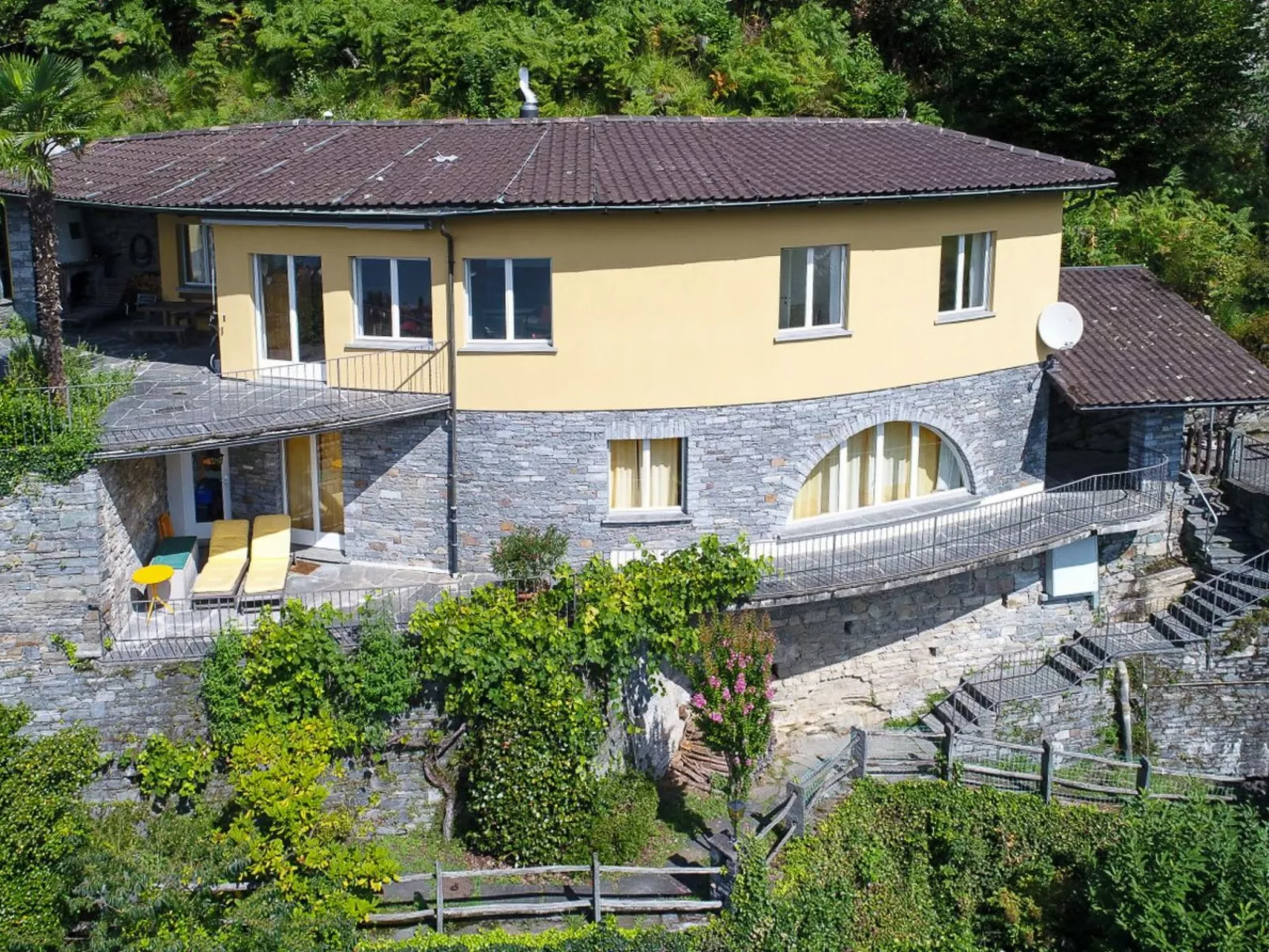 Casa Riale oben - Image-tags.info