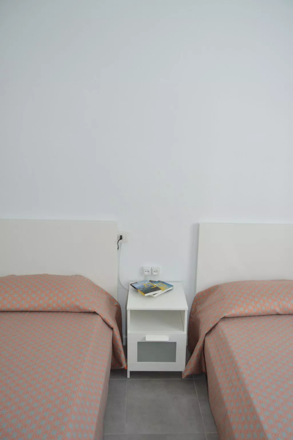 Für 5 Personen ca. 65 m&sup2; in Puerto del Carmen, Lanzarote (Südküste von Lan - Image-tags.info