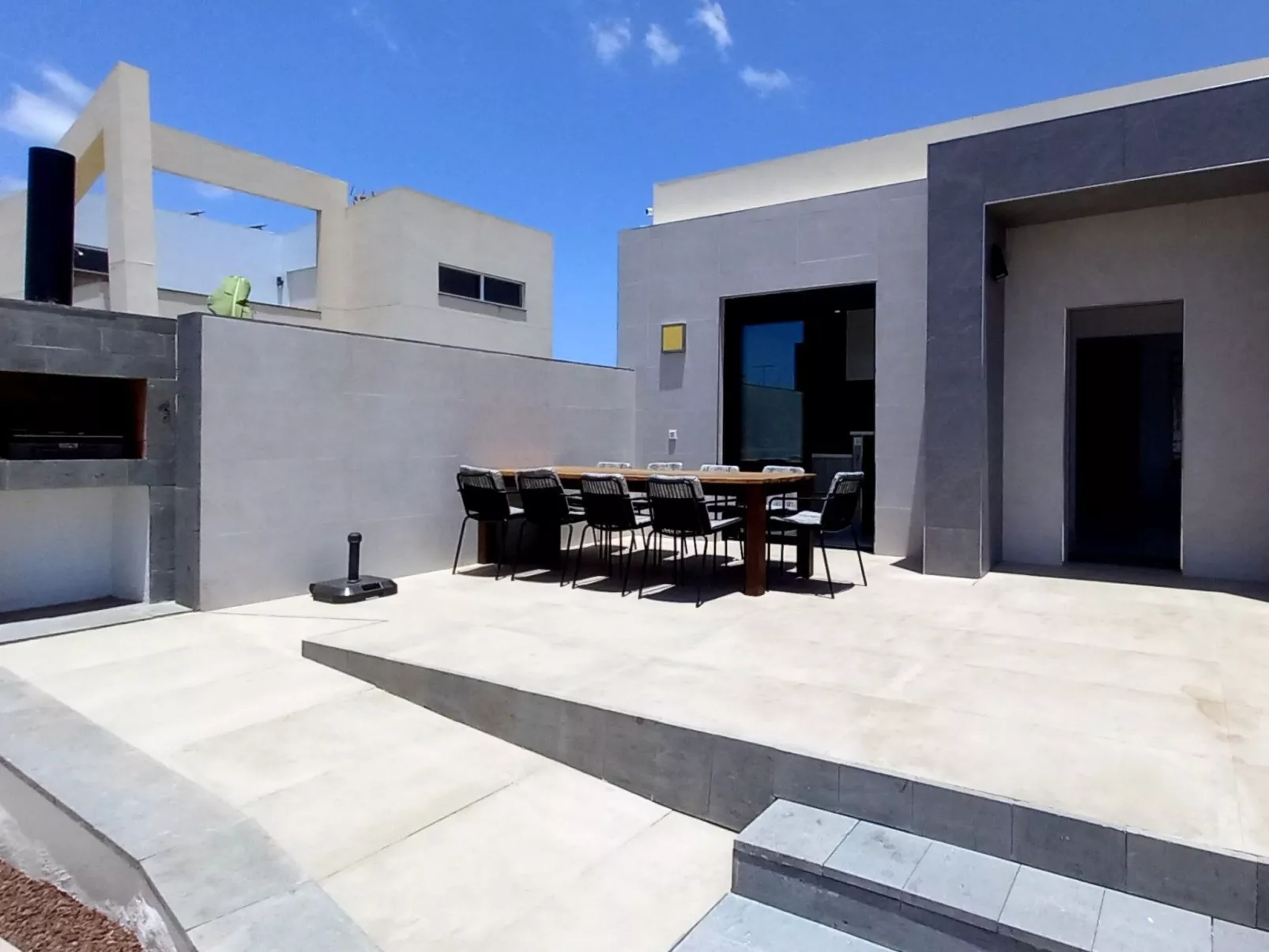 Geräumige Villa, beheizter Pool und atemberaubende Aussicht - Image-tags.info