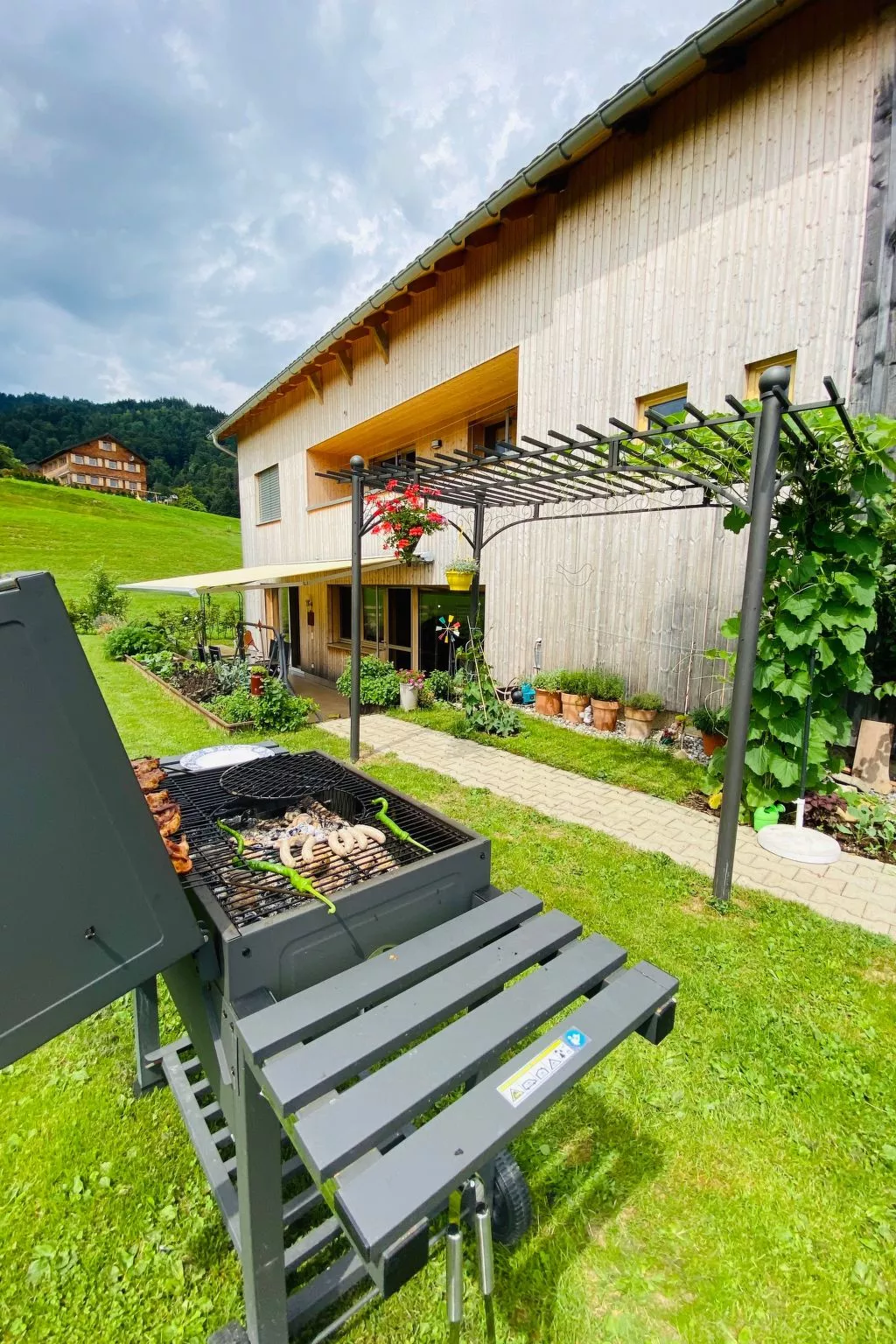 Neue Ferienwohnung in Schwarzenberg mit Garten und Grill - Image-tags.info