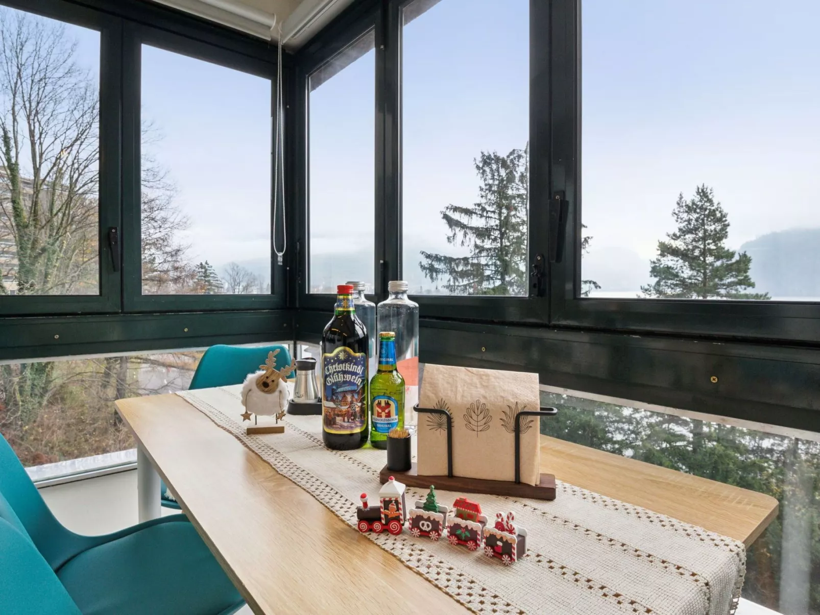 4 Seasons Apartment - Image-tags.info