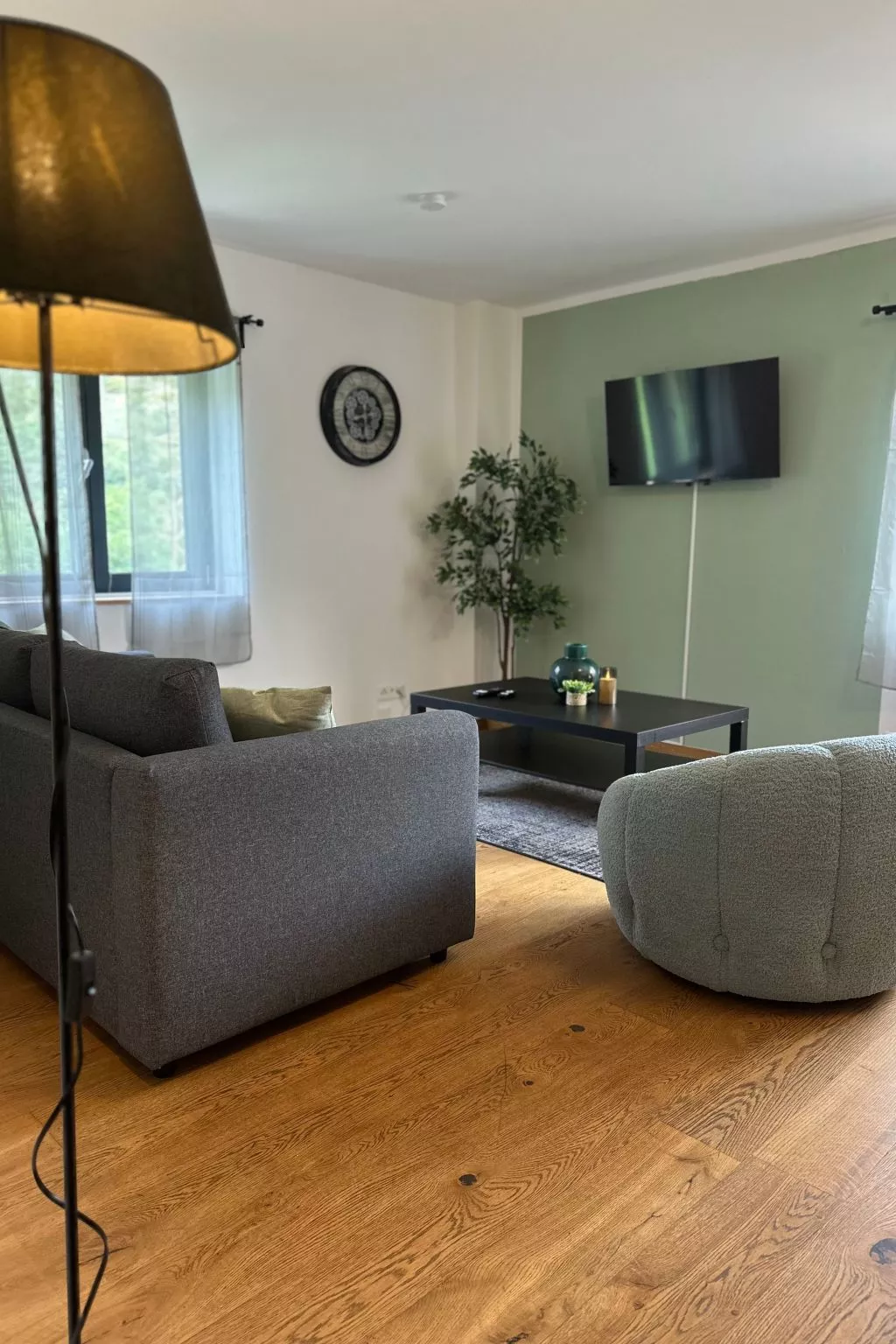 Work&Chill Wallis - Image-tags.info