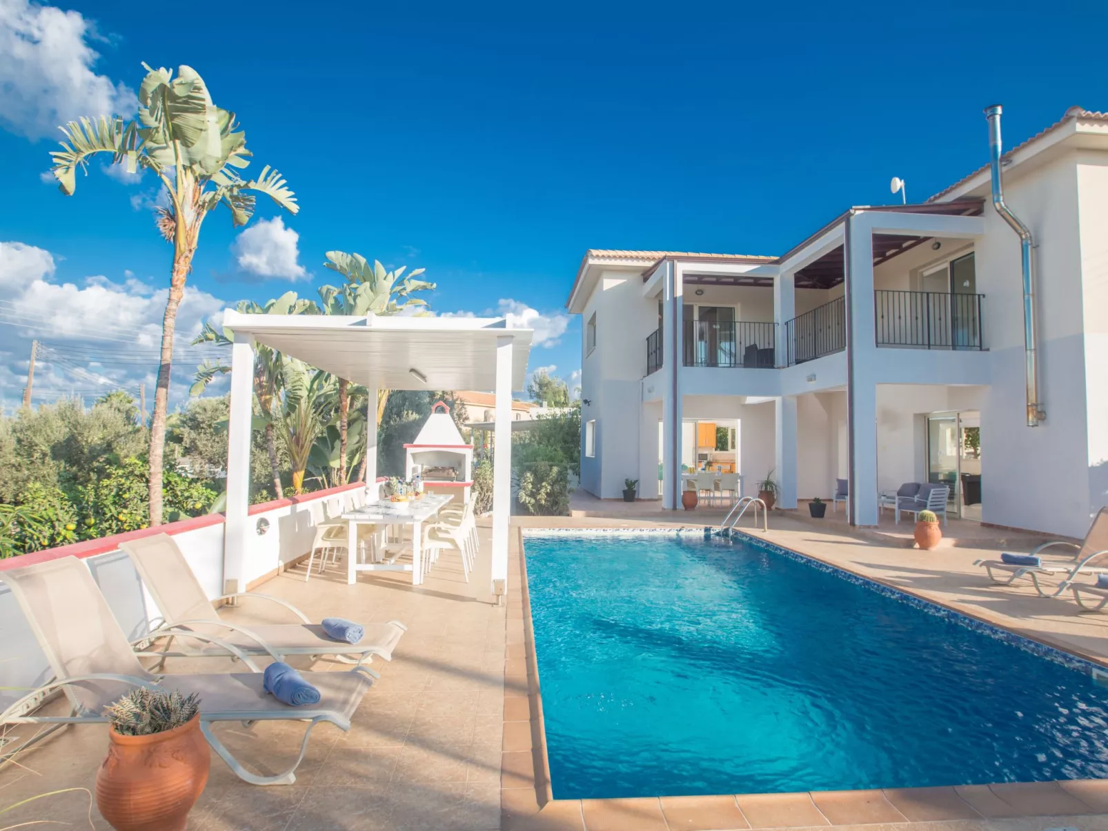 Private 3-Schlafzimmer-Villa mit Hochgeschwindigkeits-Internet - Image-tags.info