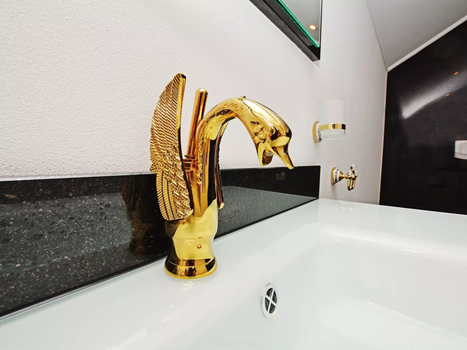 Merzijana Dachgeschoss in Stinteck - Image-tags.info