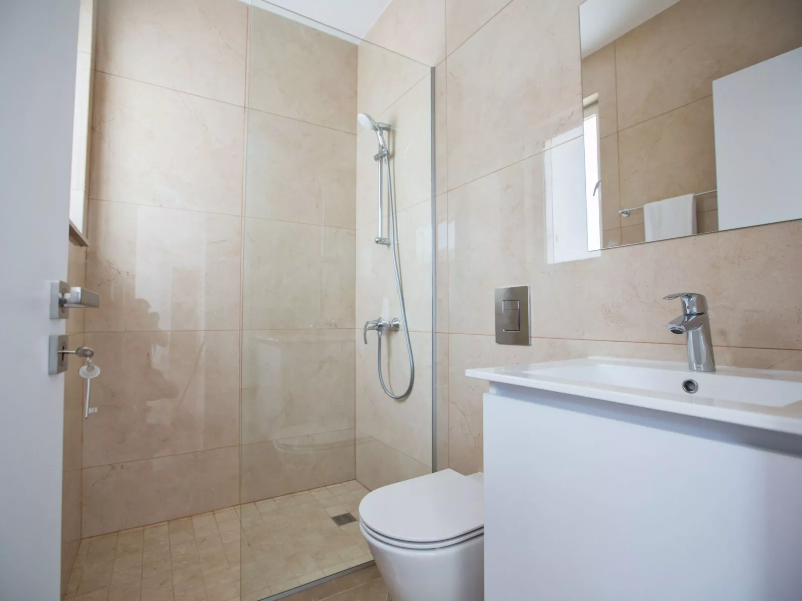 Neue 3-Schlafzimmer-Villa mit Pool in Protaras - Image-tags.info