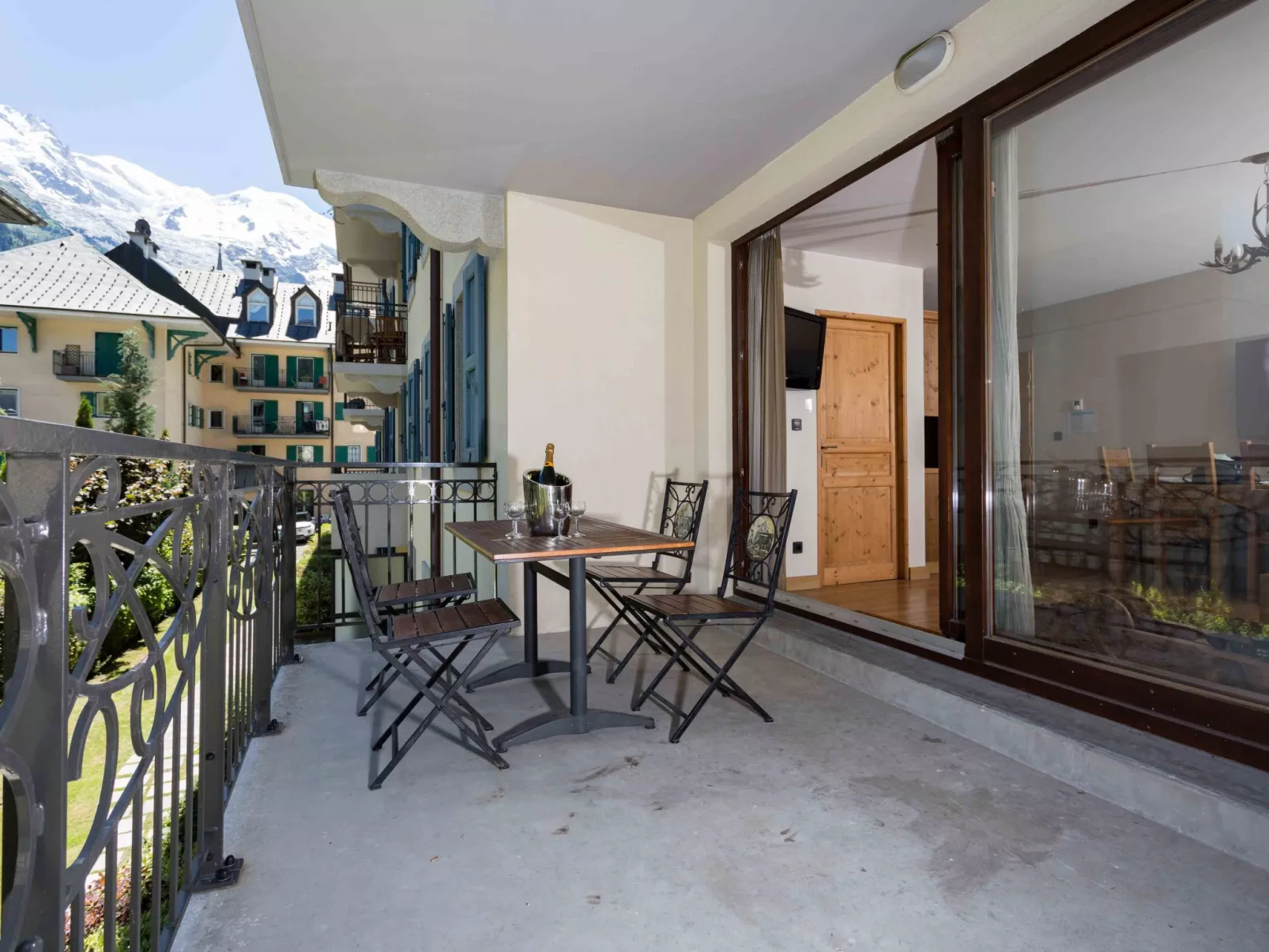 Le Paradis 8 Wohnung - Image-tags.info