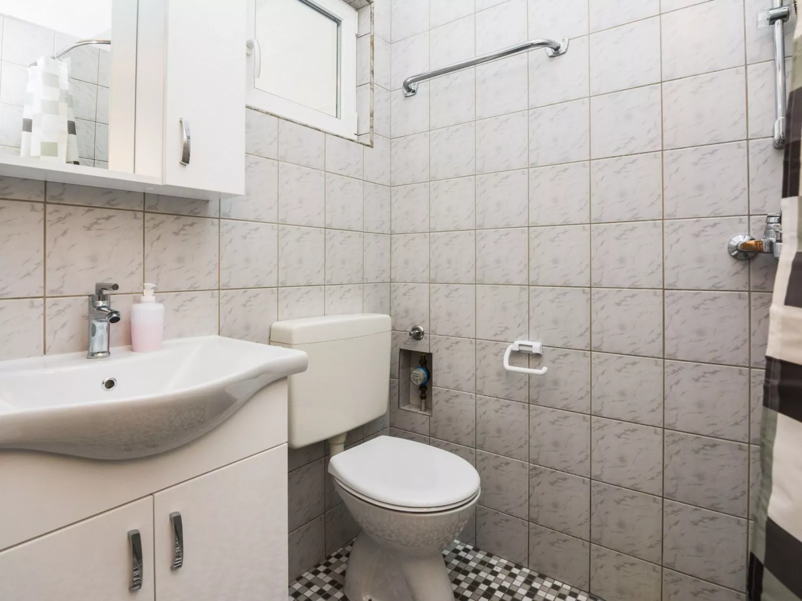 Apartment Skundric 5 - Image-tags.info